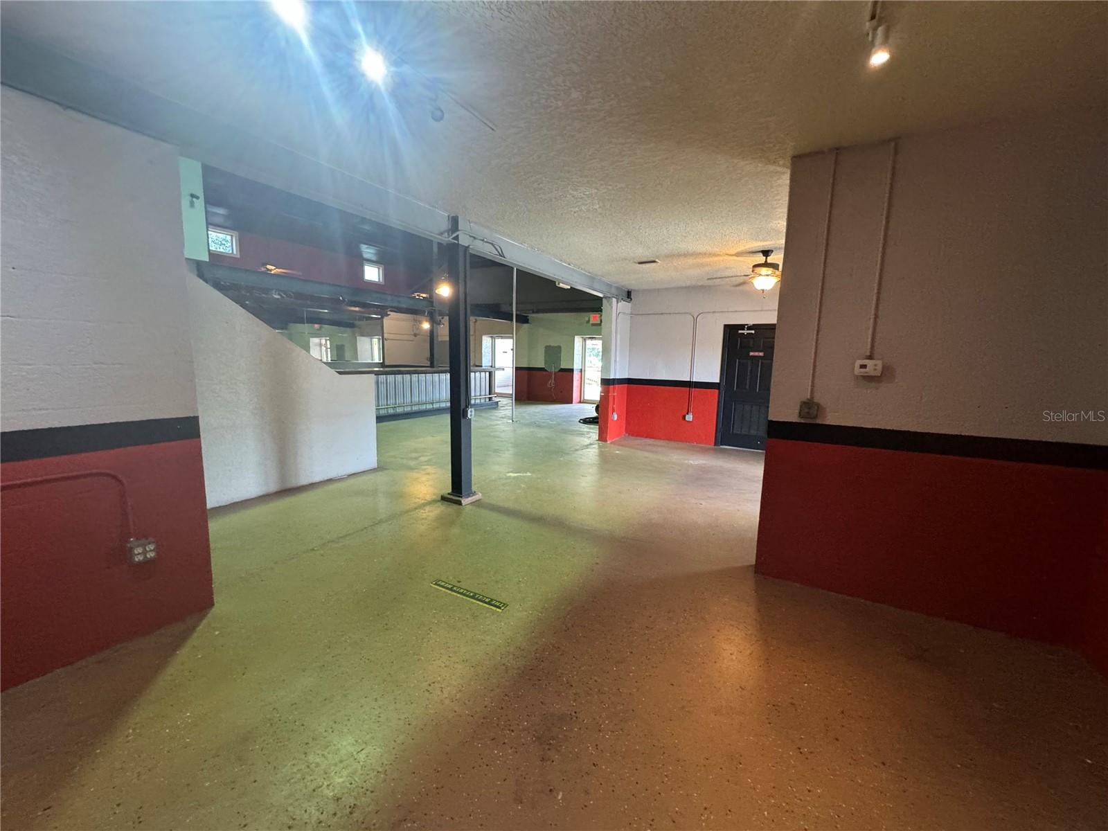 BUNNELL - Commercial Lease