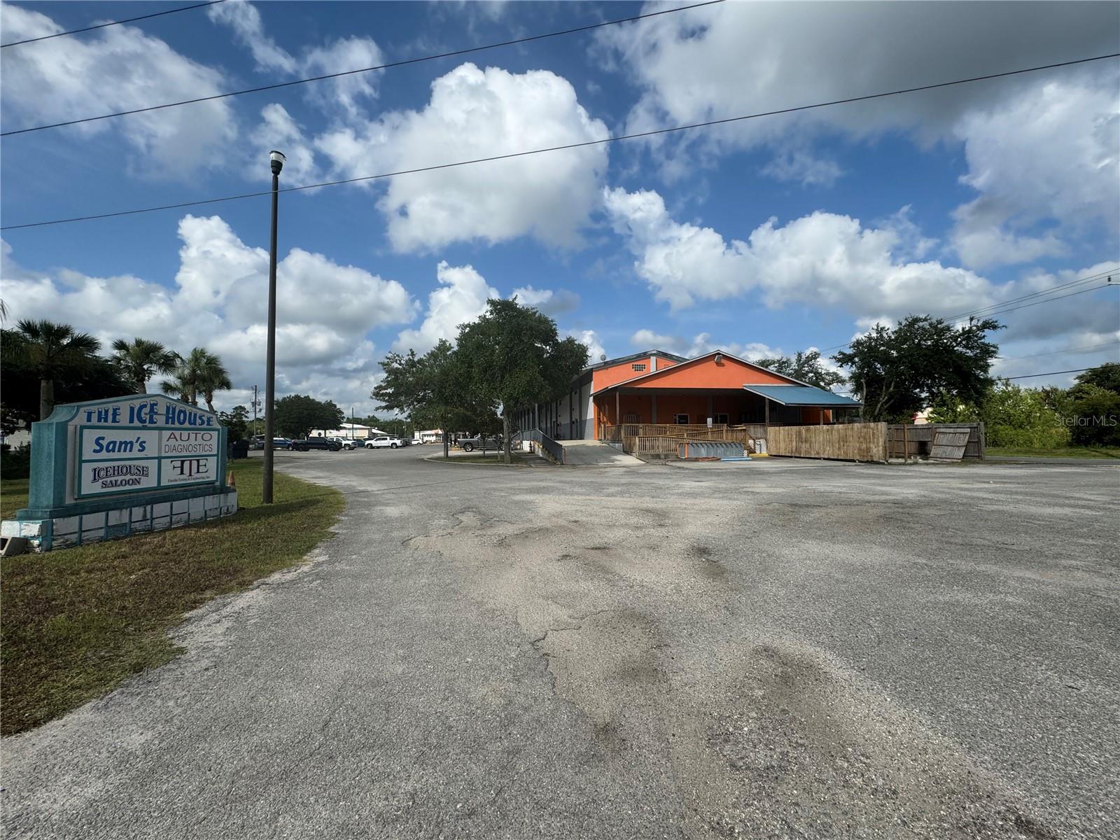 BUNNELL - Commercial Lease