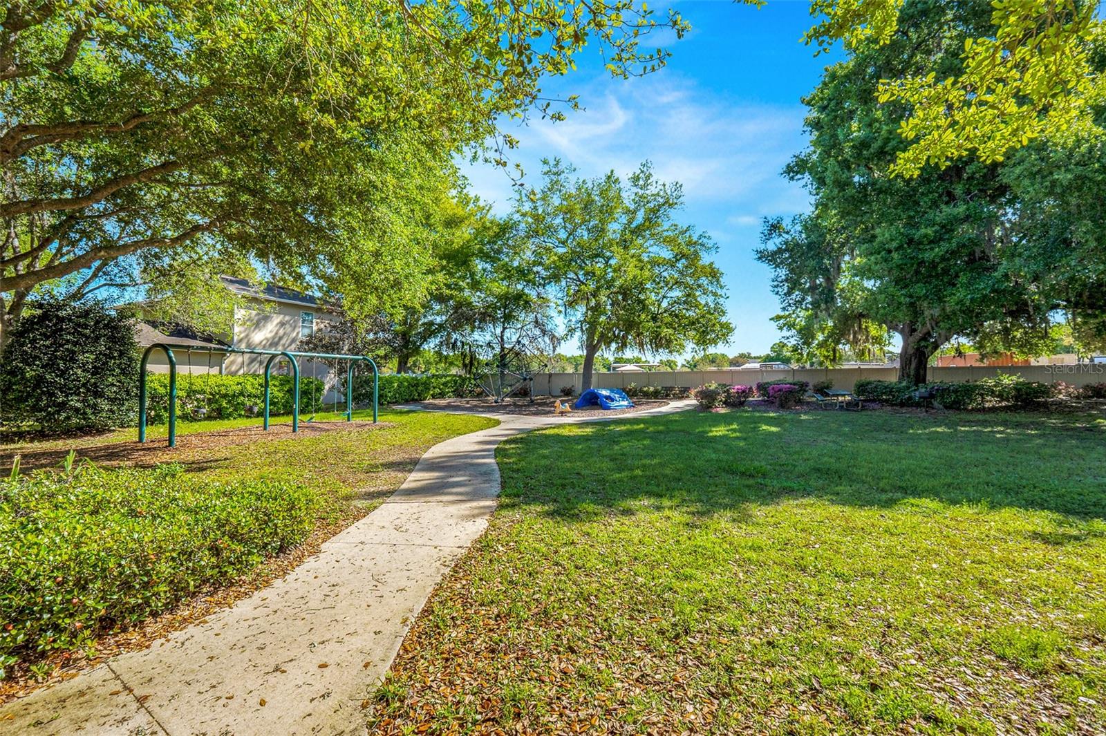 MISTY OAKS - Residential