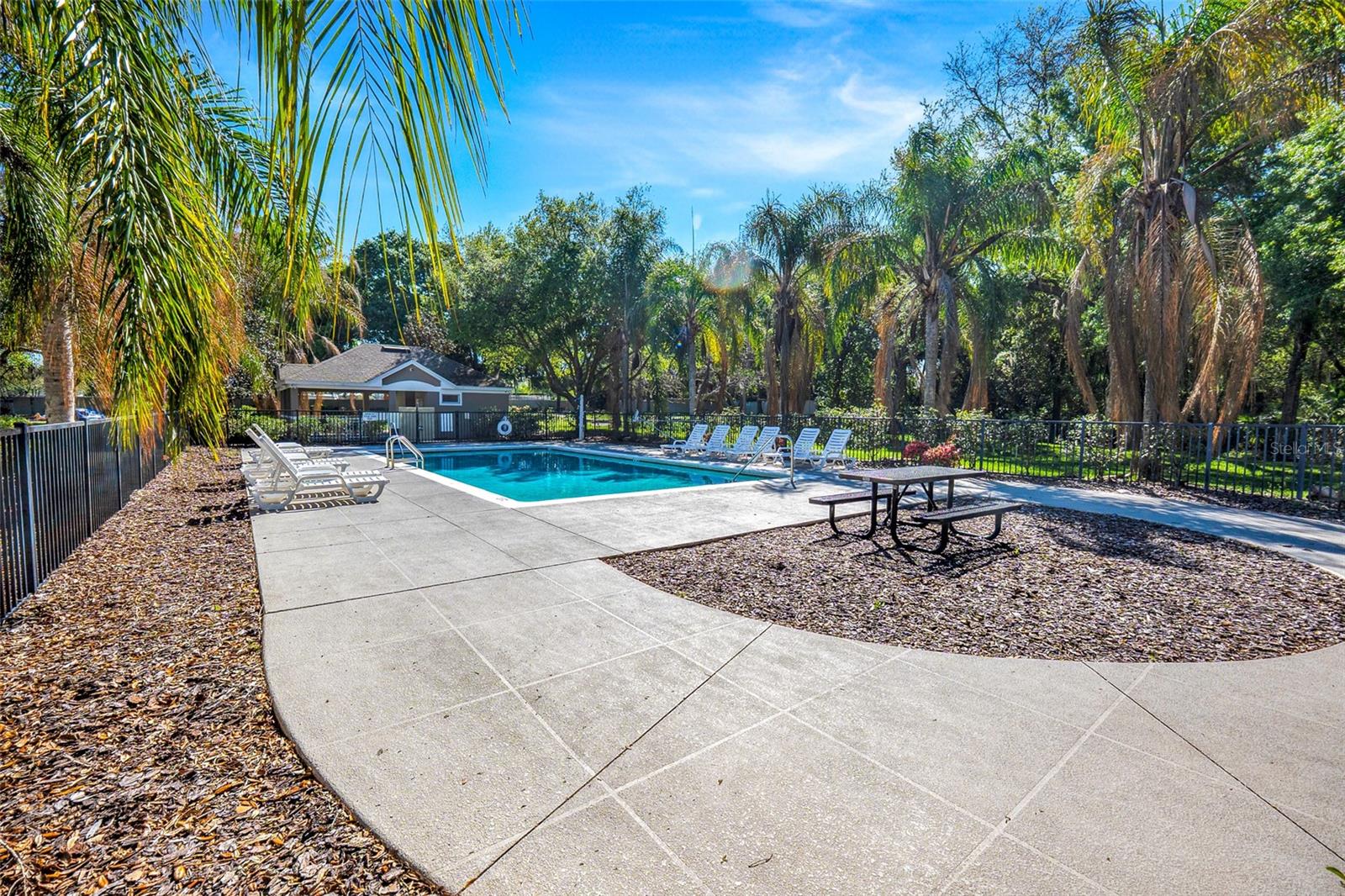 MISTY OAKS - Residential