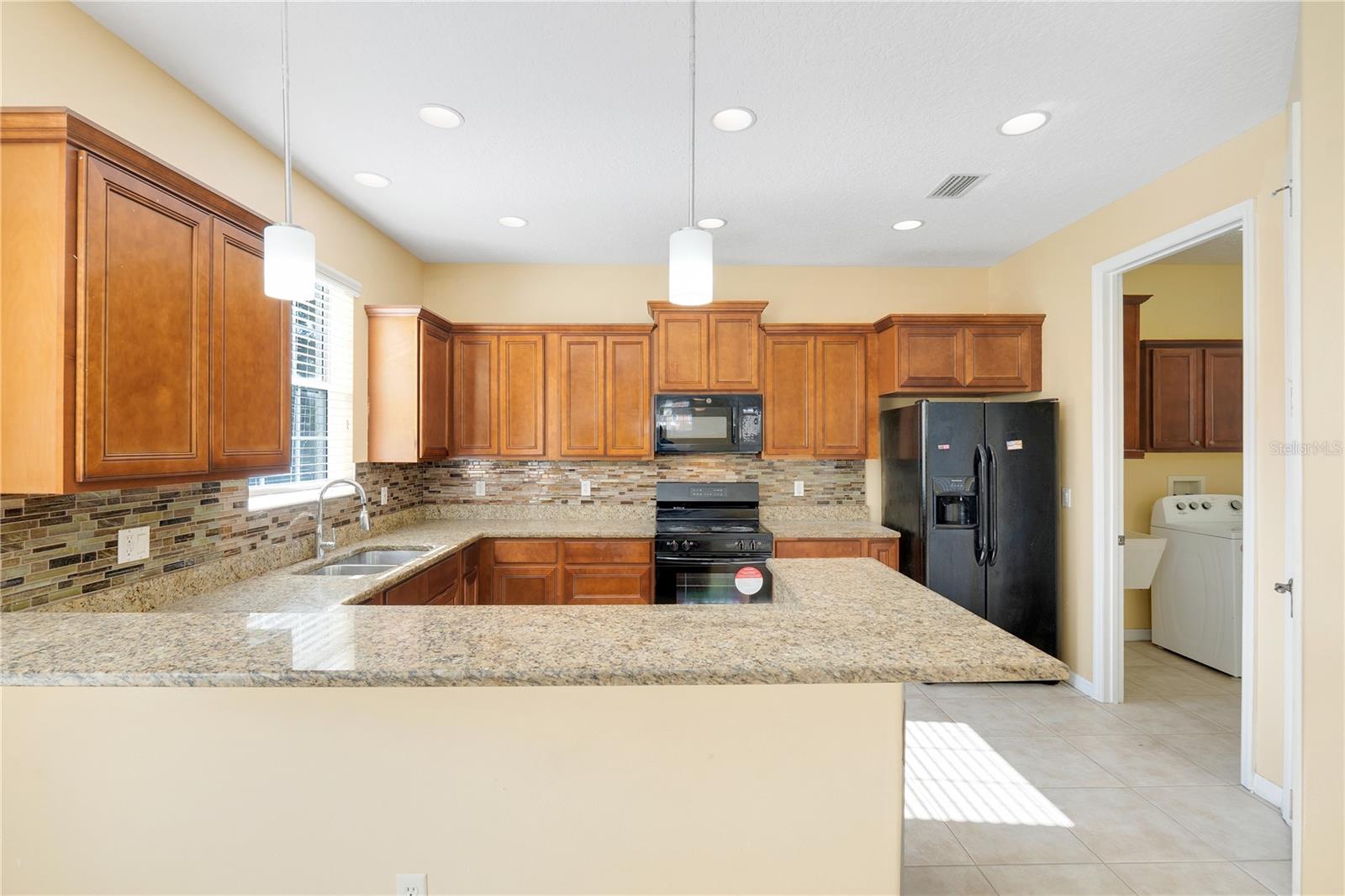 MISTY OAKS - Residential