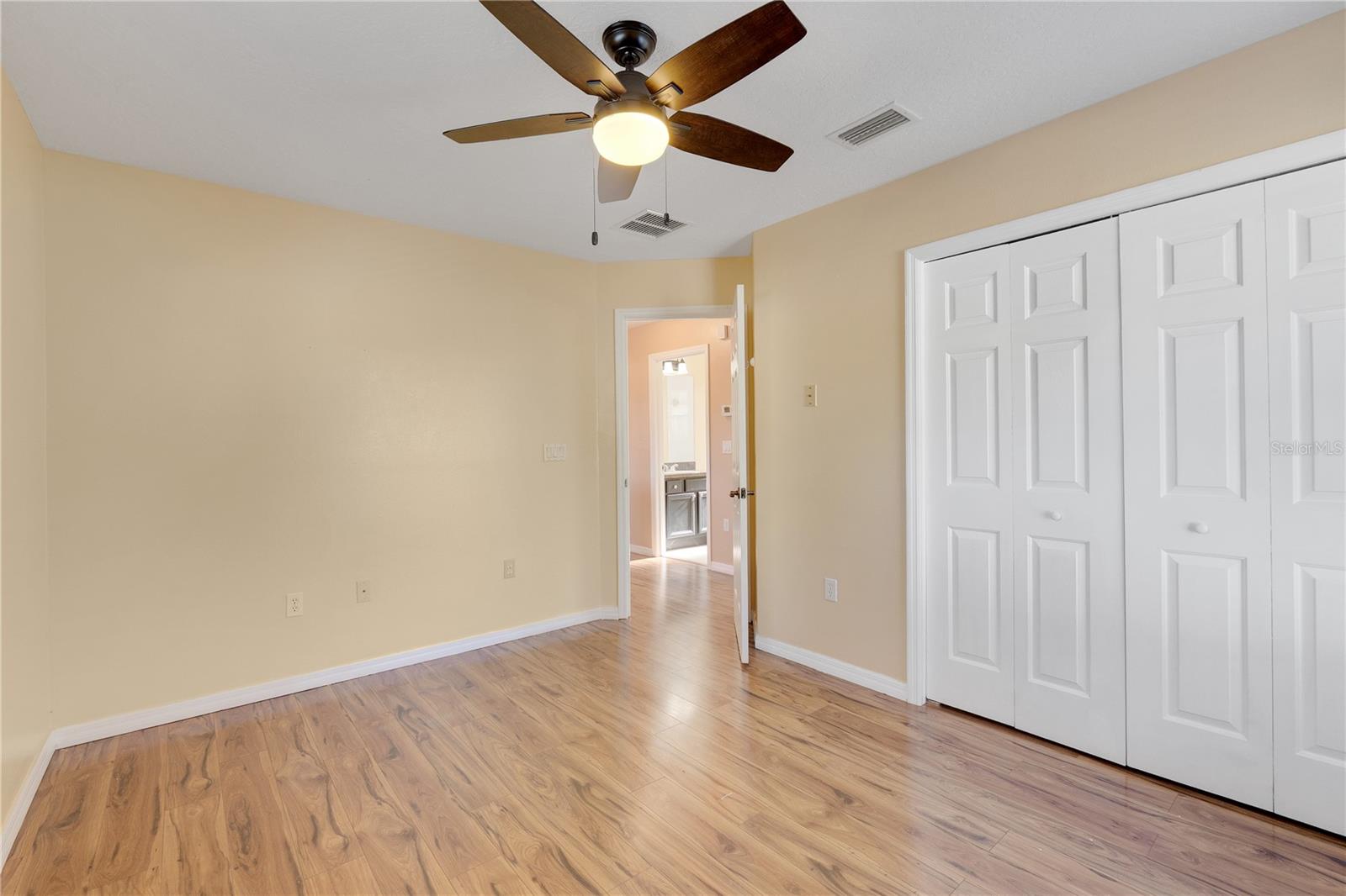 MISTY OAKS - Residential