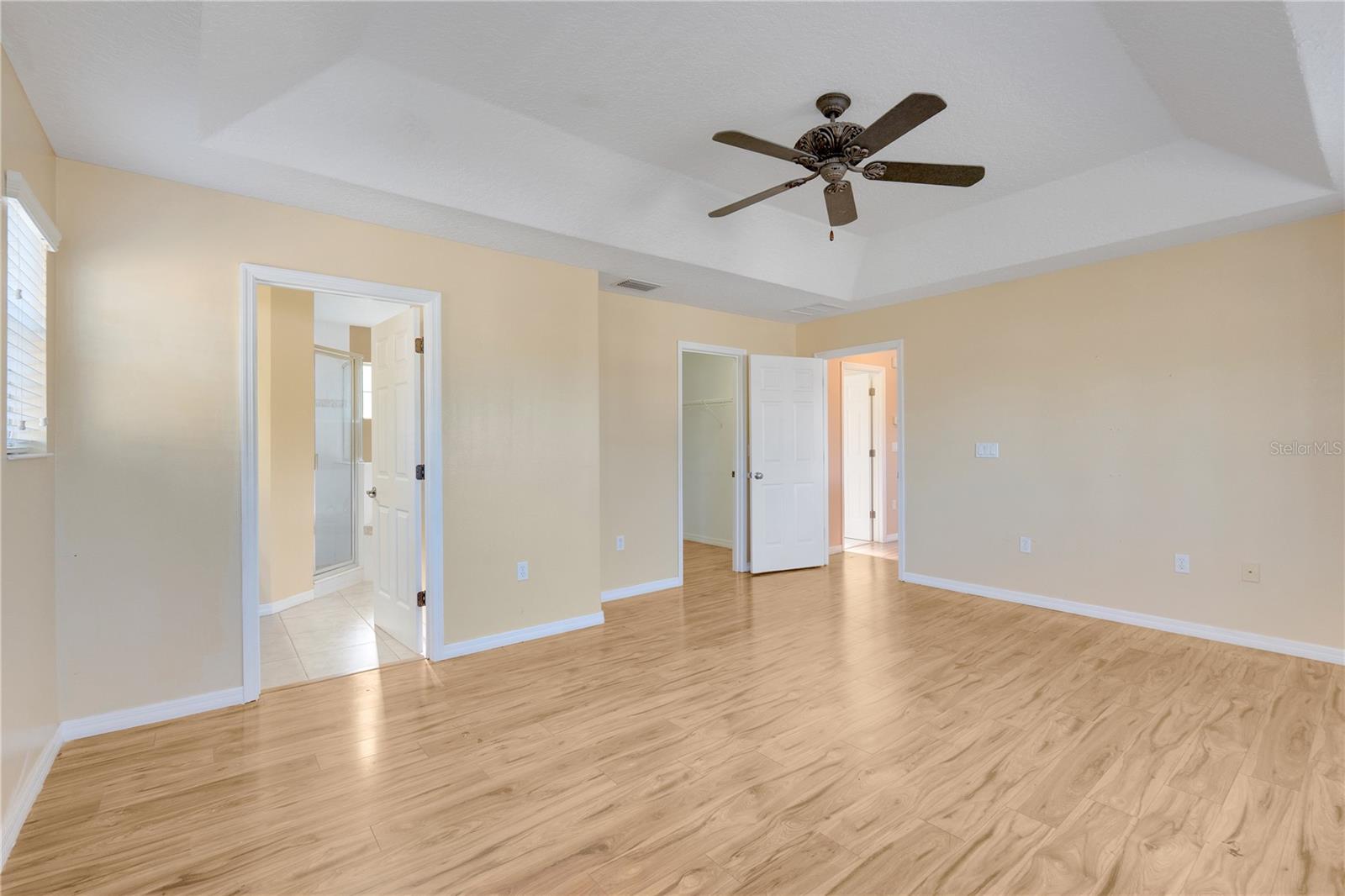 MISTY OAKS - Residential