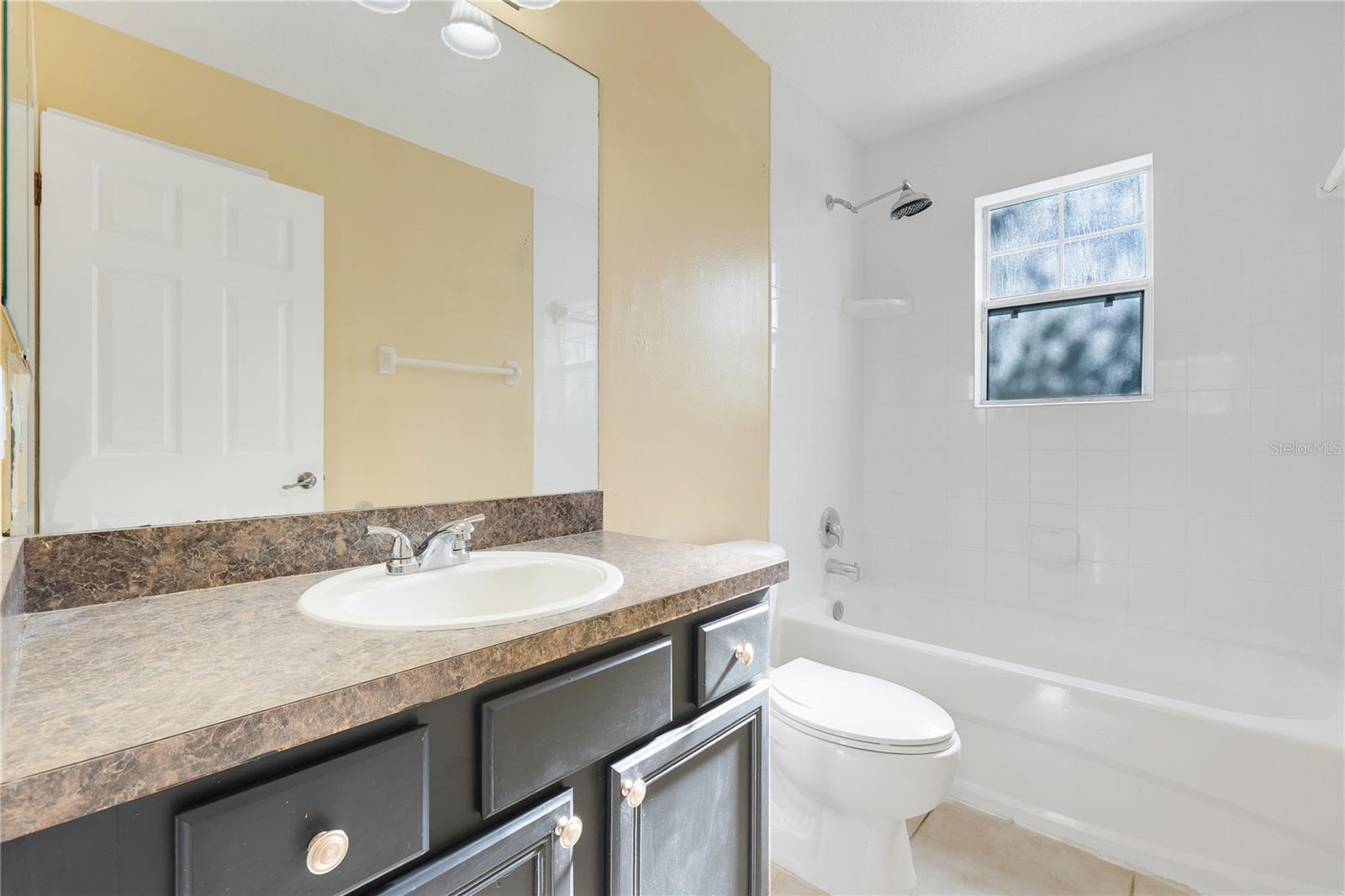 MISTY OAKS - Residential