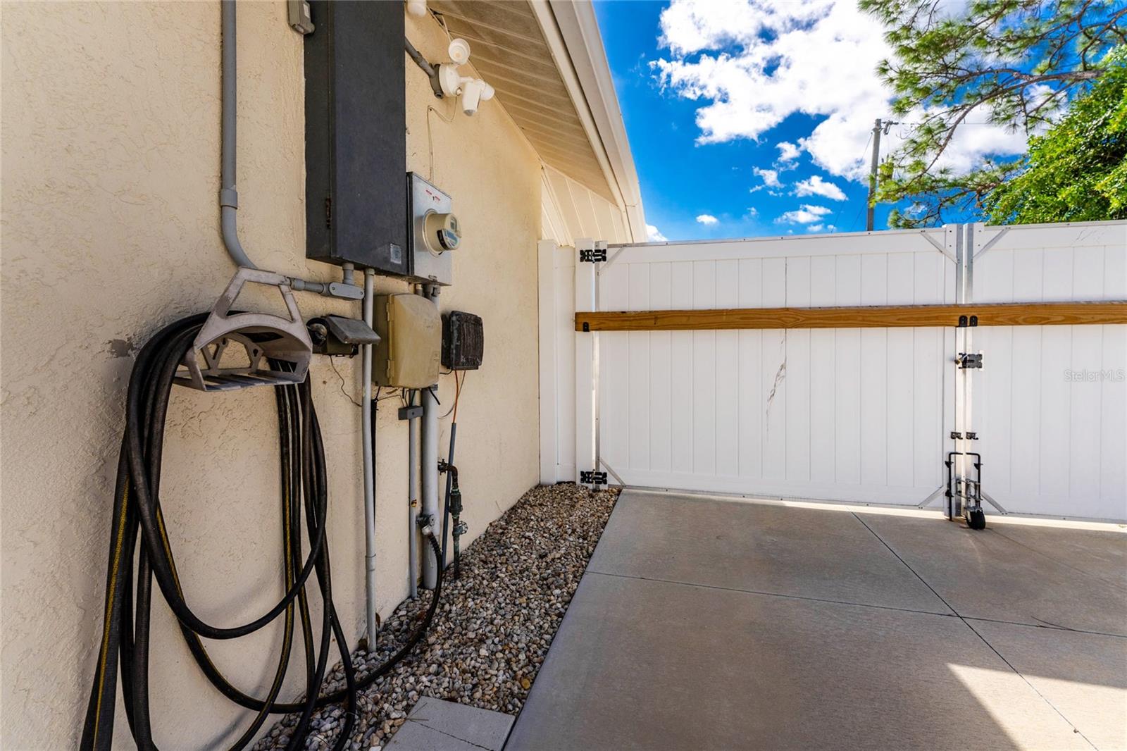 HEASLEY THOMAS E SUB - Residential