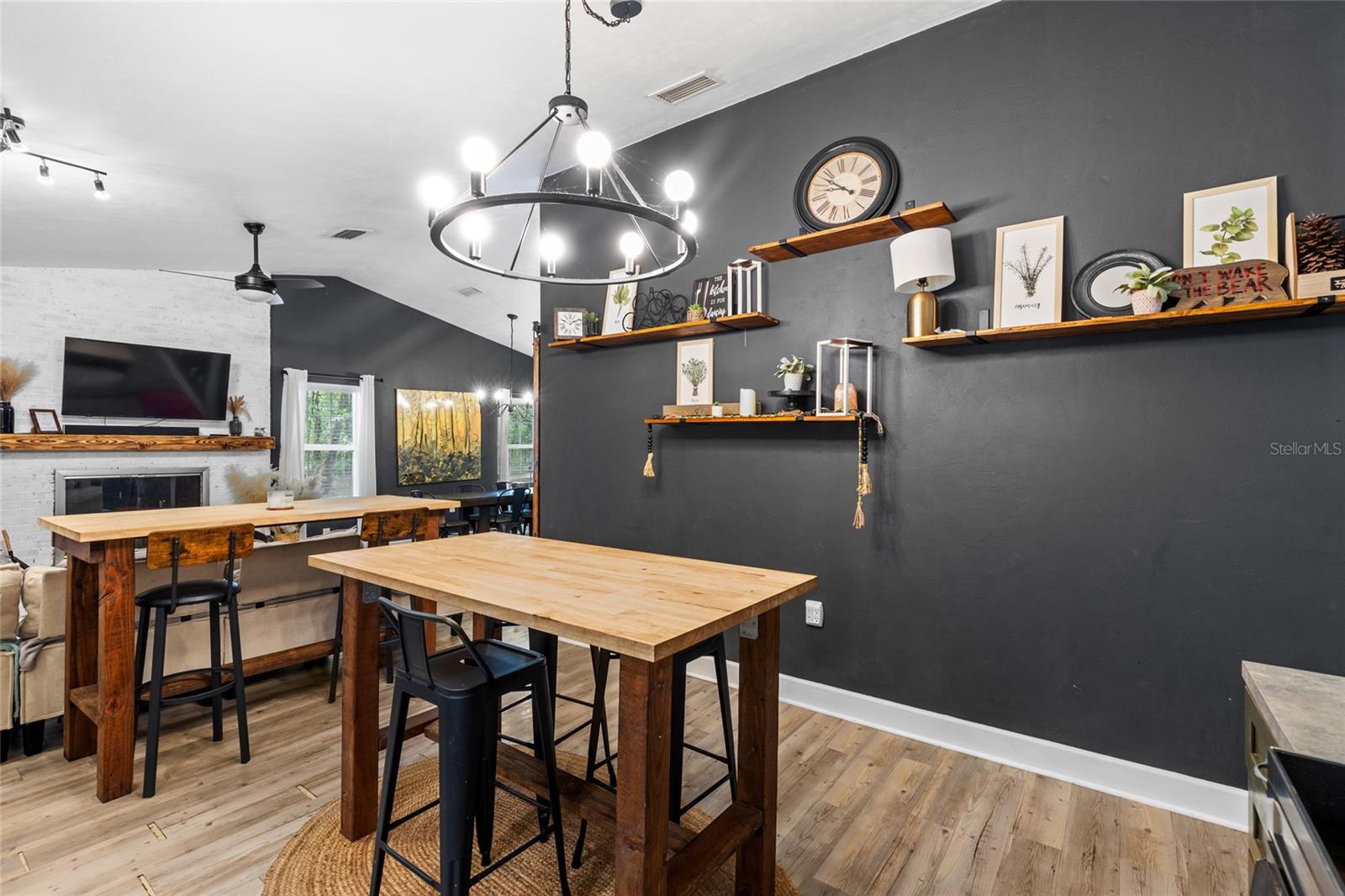 UNIT 5 SPRING RIDGE SUB - Residential