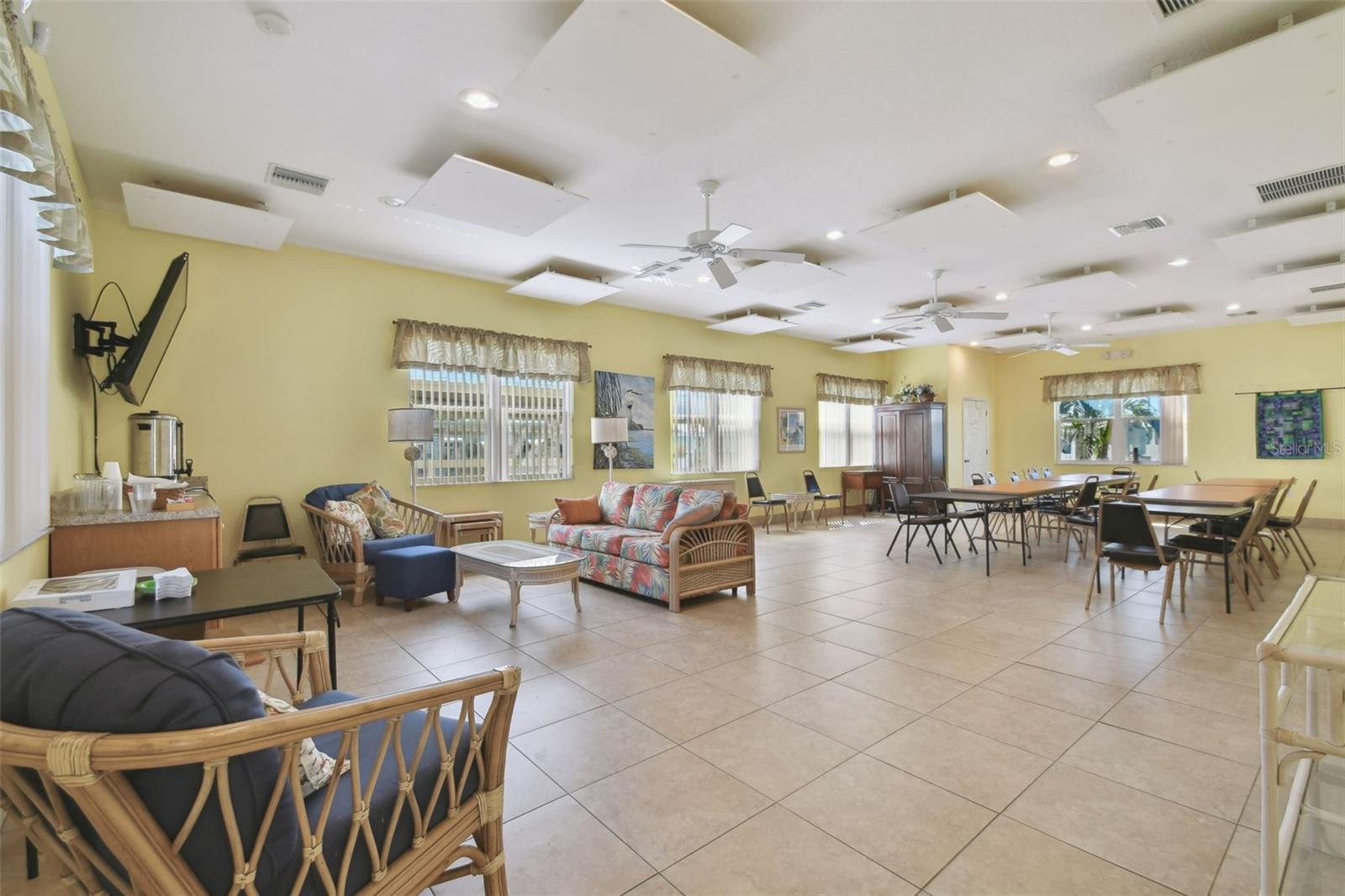 SOUTH WINDS MHP CO-OP - Residential