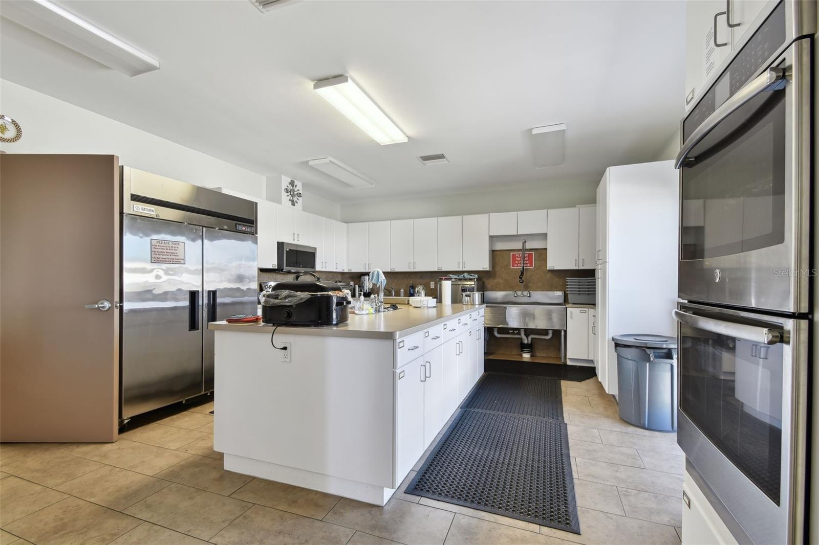 SOUTH WINDS MHP CO-OP - Residential