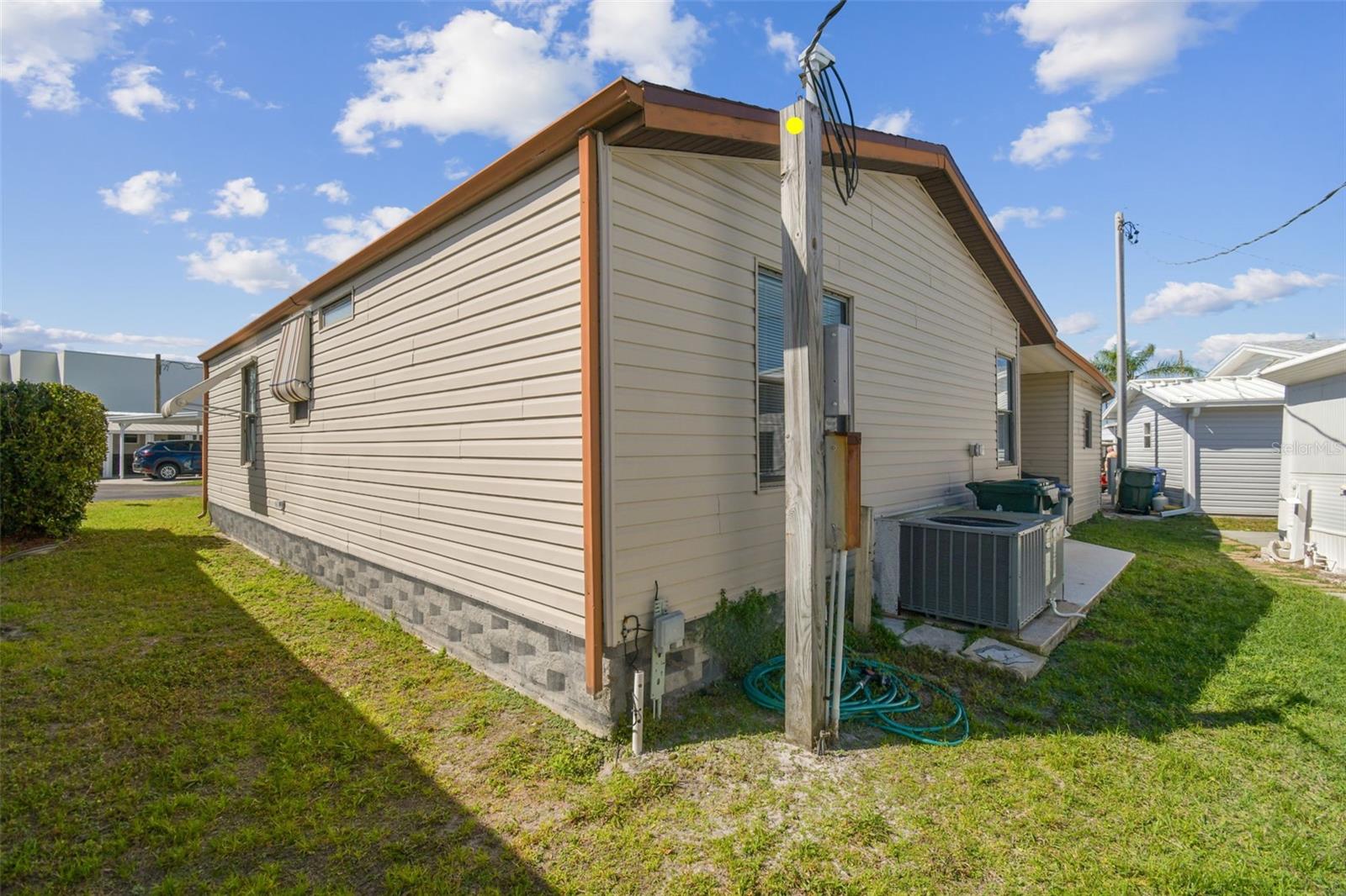 SOUTH WINDS MHP CO-OP - Residential