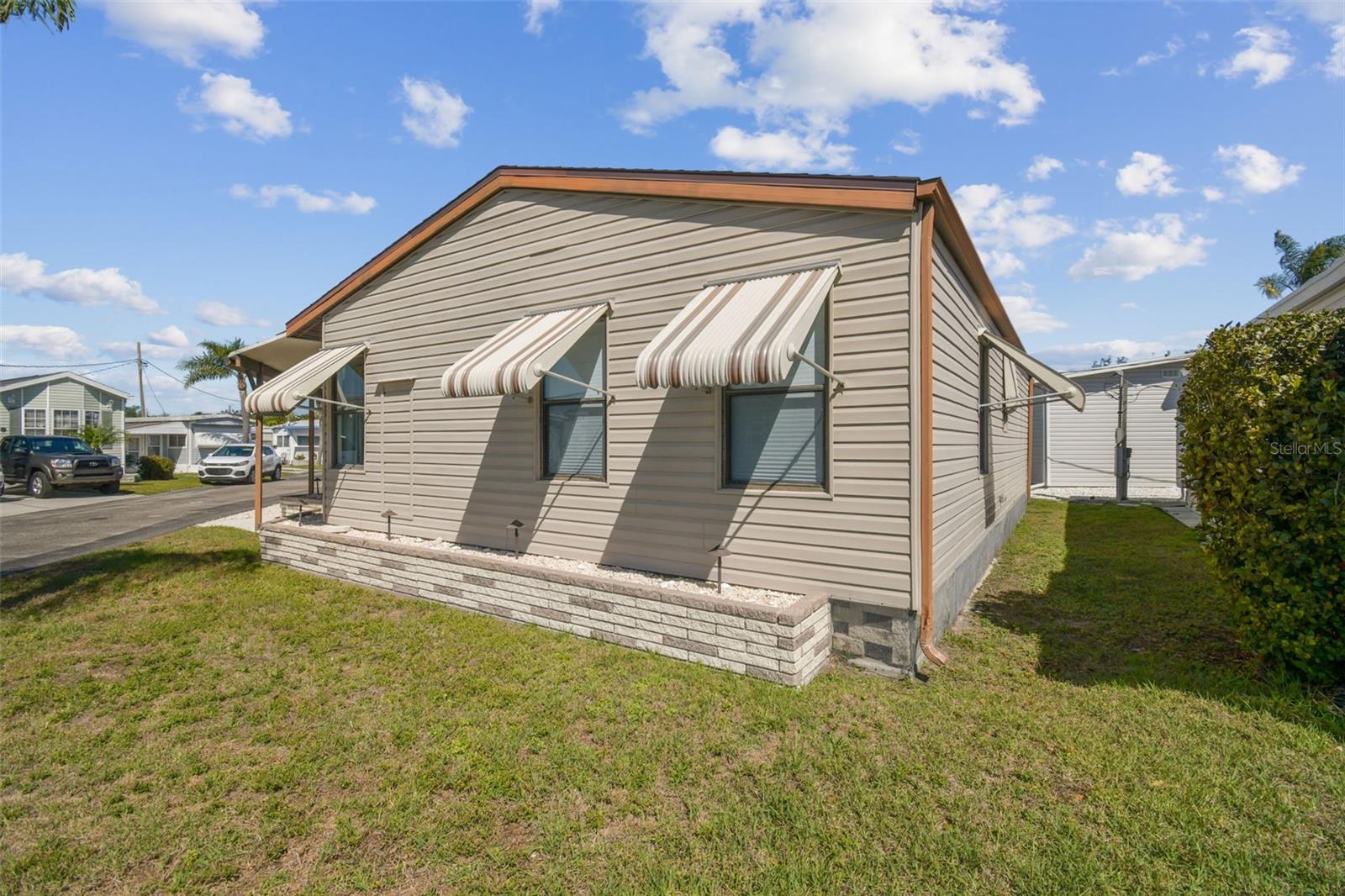 SOUTH WINDS MHP CO-OP - Residential