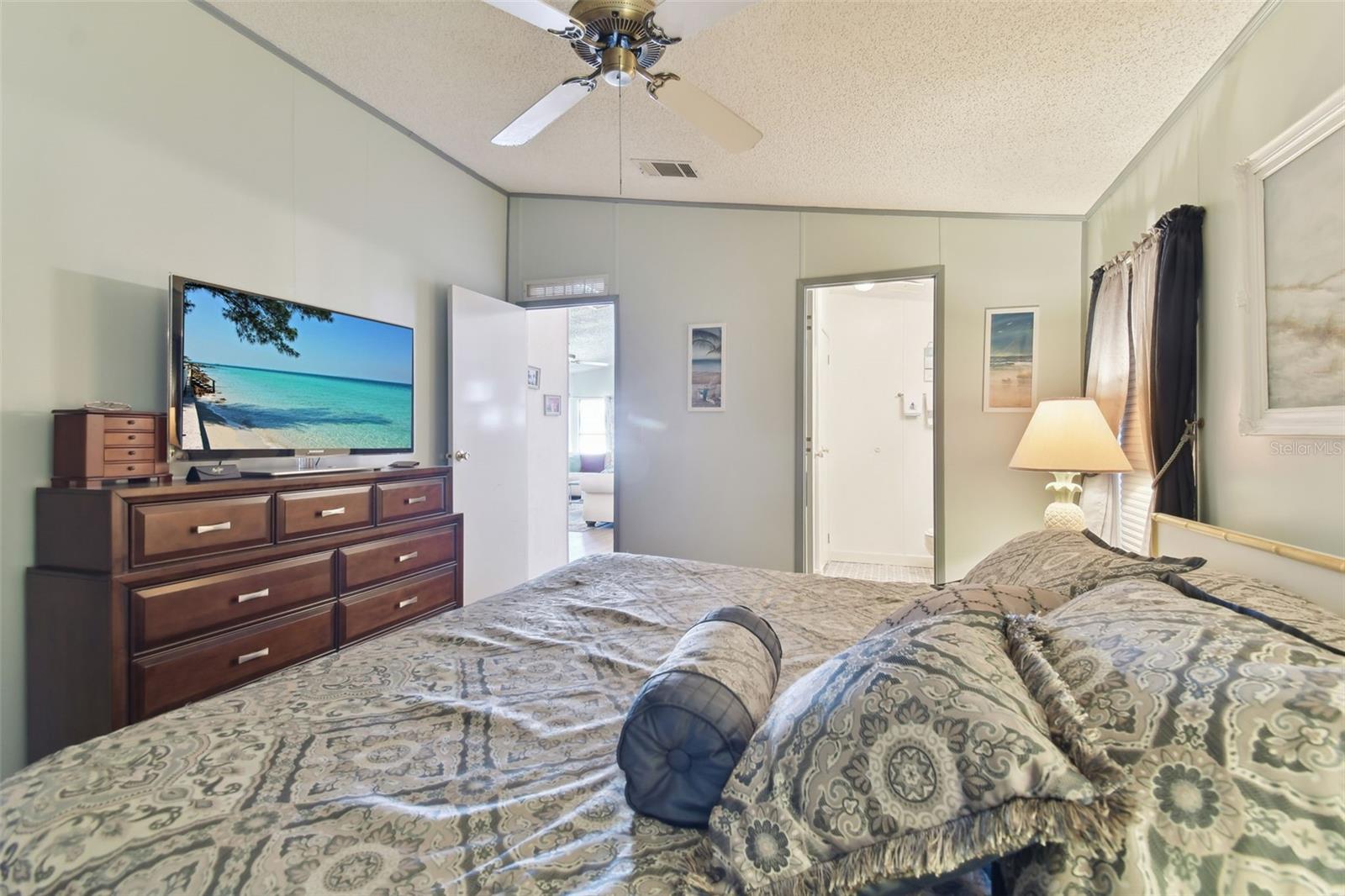 SOUTH WINDS MHP CO-OP - Residential