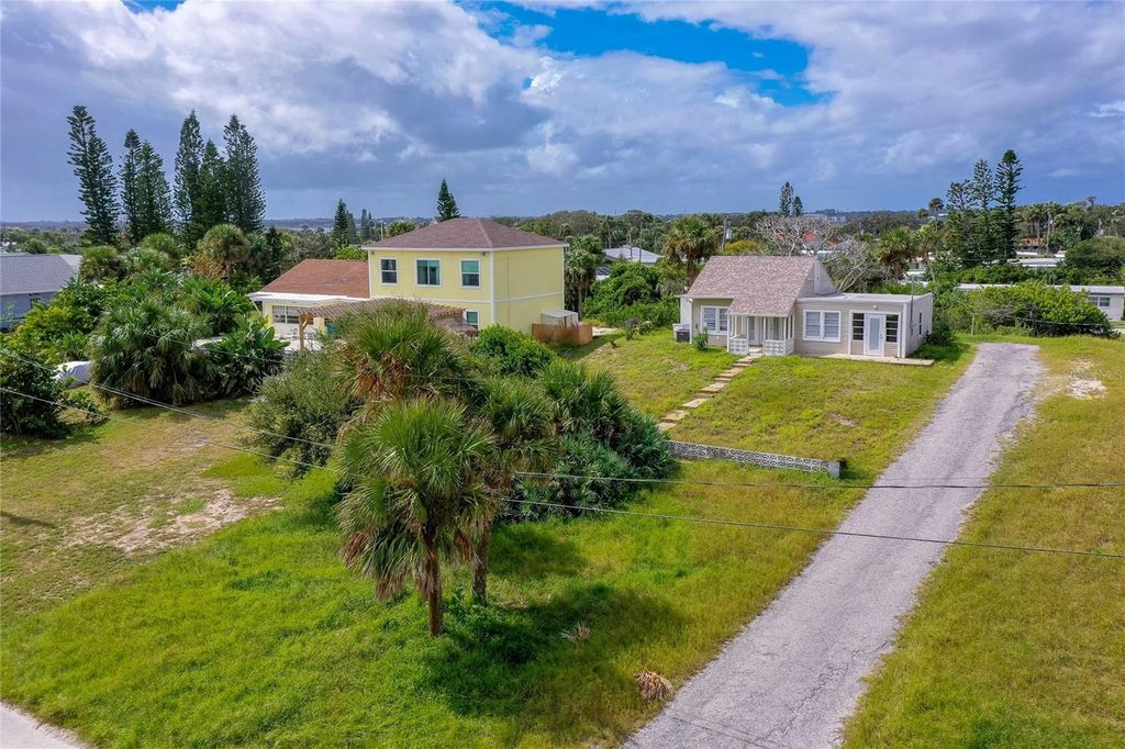 Photo of 3108 Liberty Street, Daytona Beach, FL 32118 (MLS # V4945197)