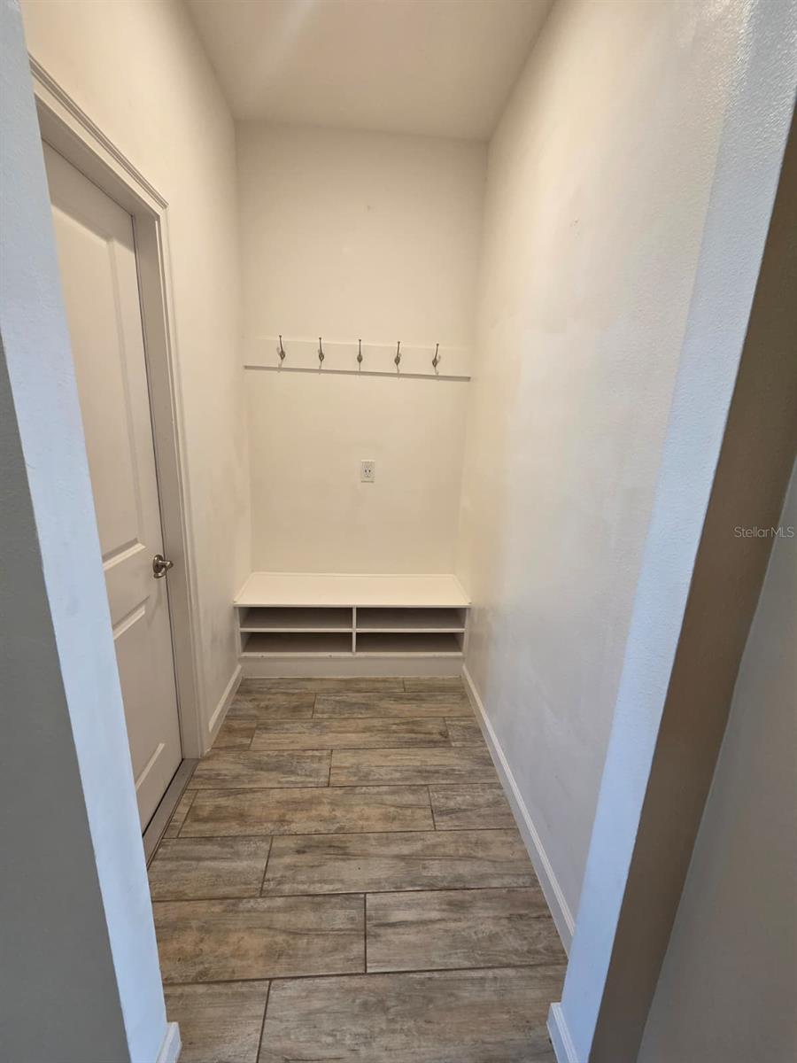 Photo of 1116 Hendon Loop, Davenport, FL 33837 (MLS # O6441942)