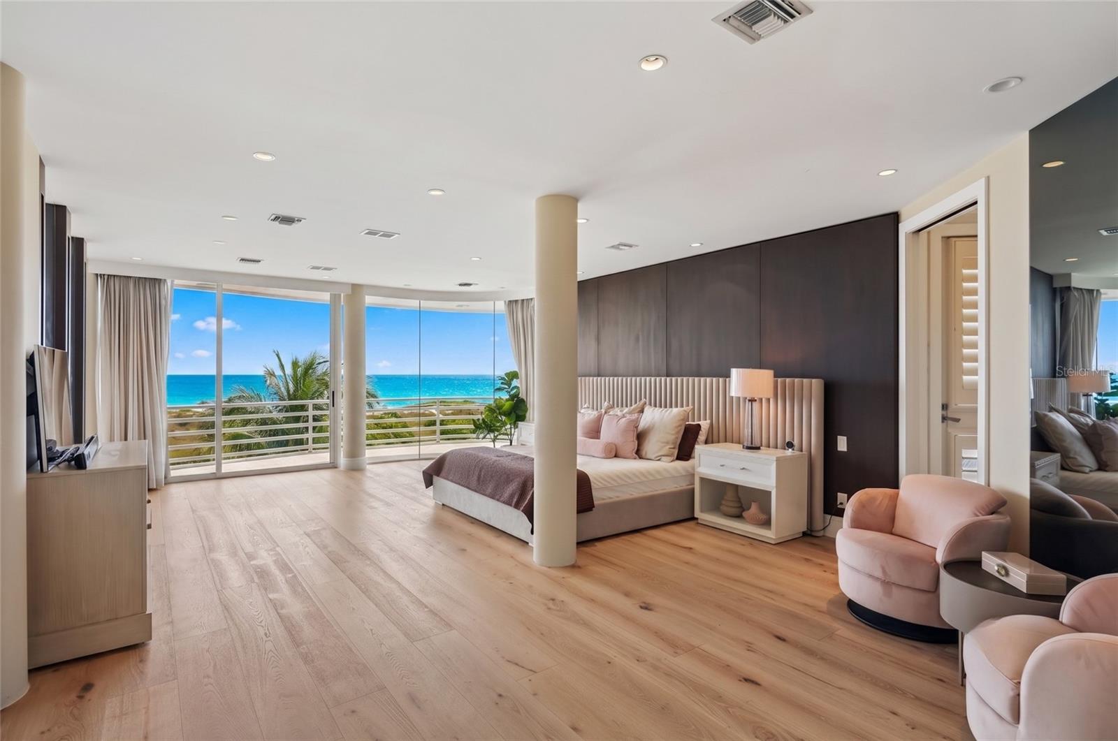 648 BEACH ROAD