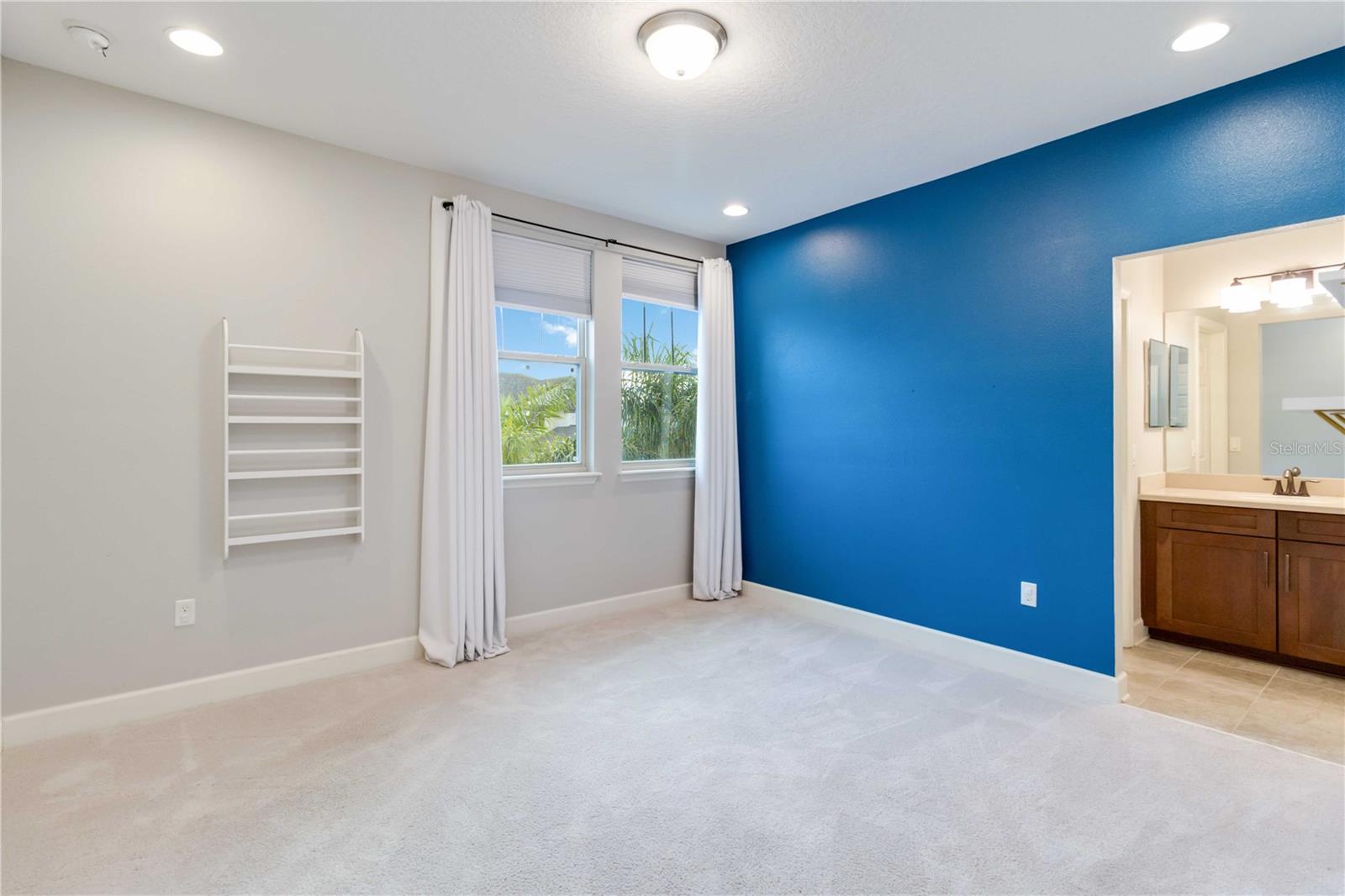 SERENITY CREEK - Residential