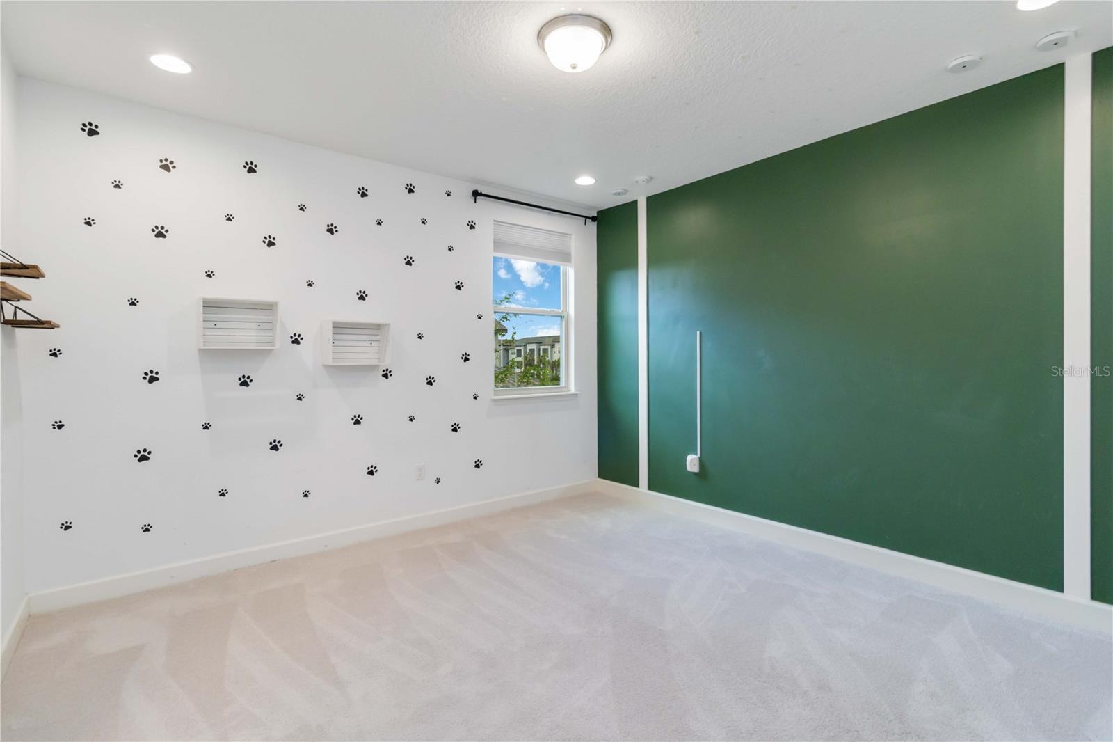 SERENITY CREEK - Residential