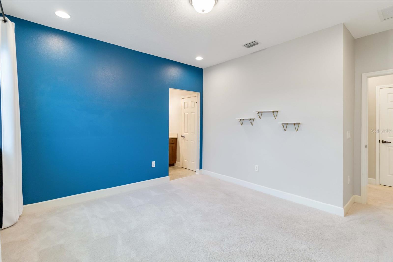 SERENITY CREEK - Residential