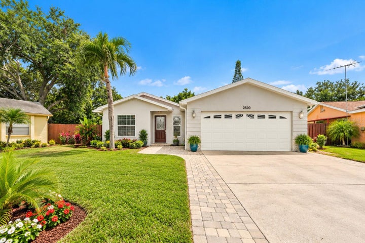 Photo 1 of 56 — 2520 FAWN COURT, CLEARWATER, FL 33761