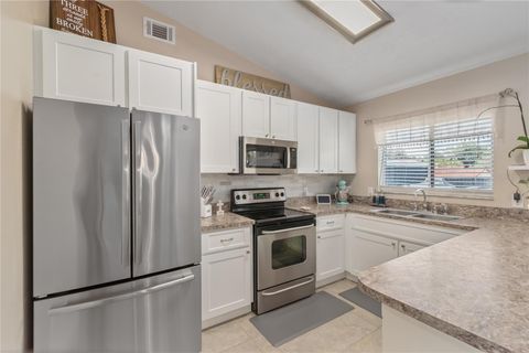 Tiny photo for 308 Oak Lane Pass, Ocala, FL 34472 (MLS # OM727215)