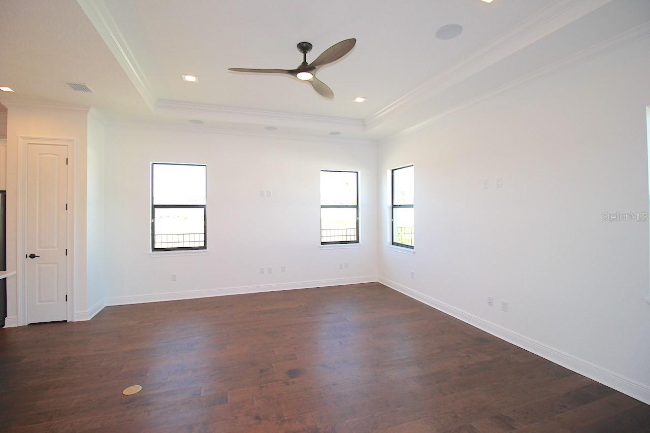 MARINA DEL PALMA - Residential Lease