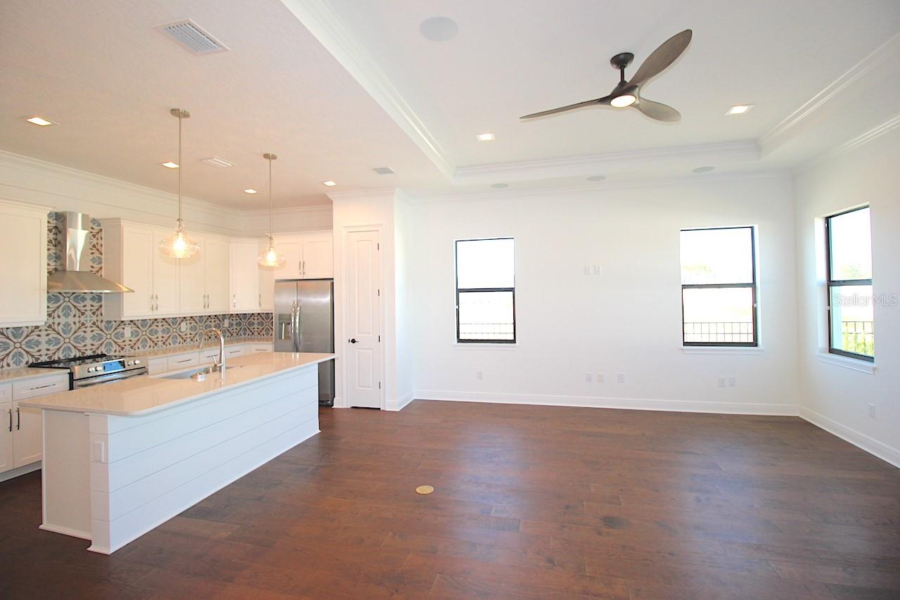 MARINA DEL PALMA - Residential Lease