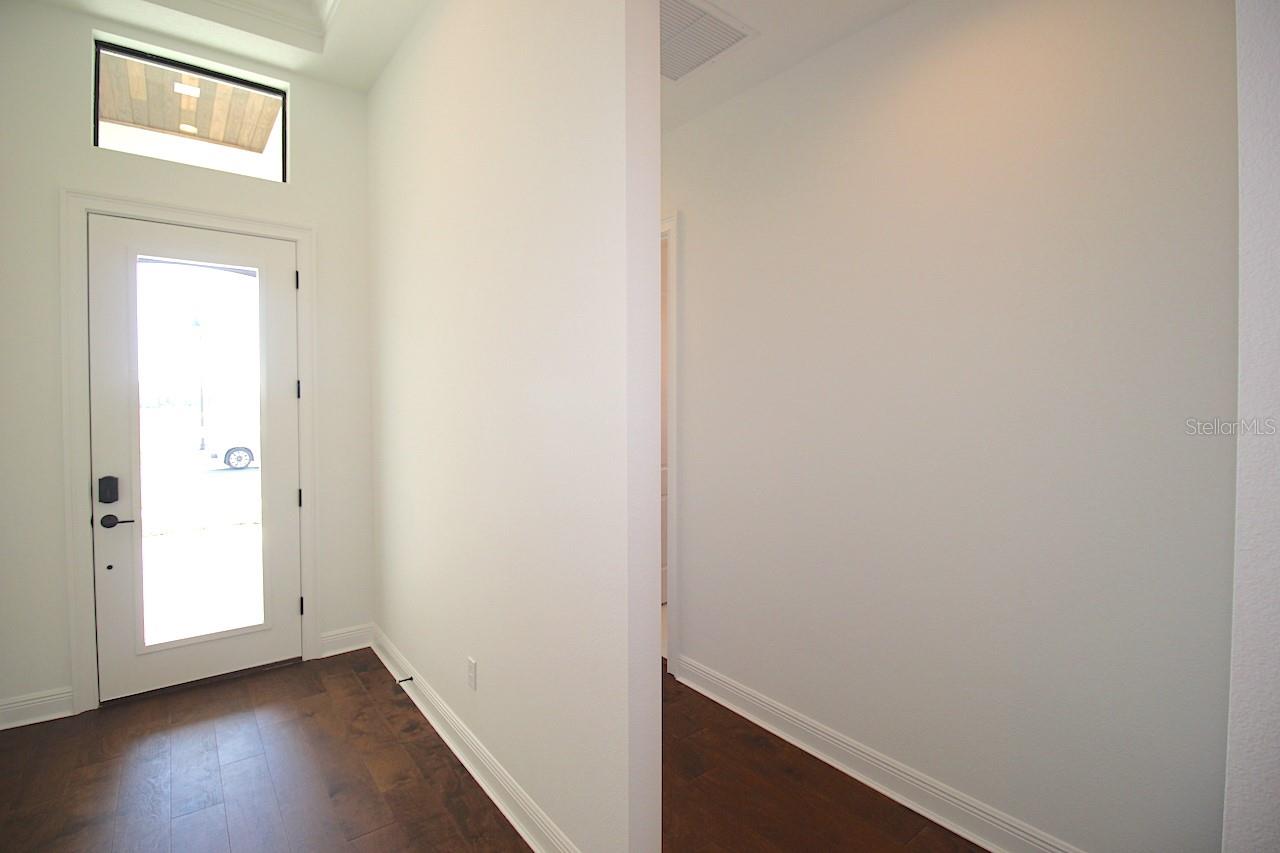 MARINA DEL PALMA - Residential Lease