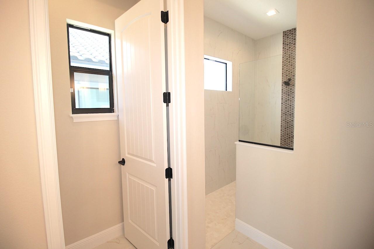 MARINA DEL PALMA - Residential Lease