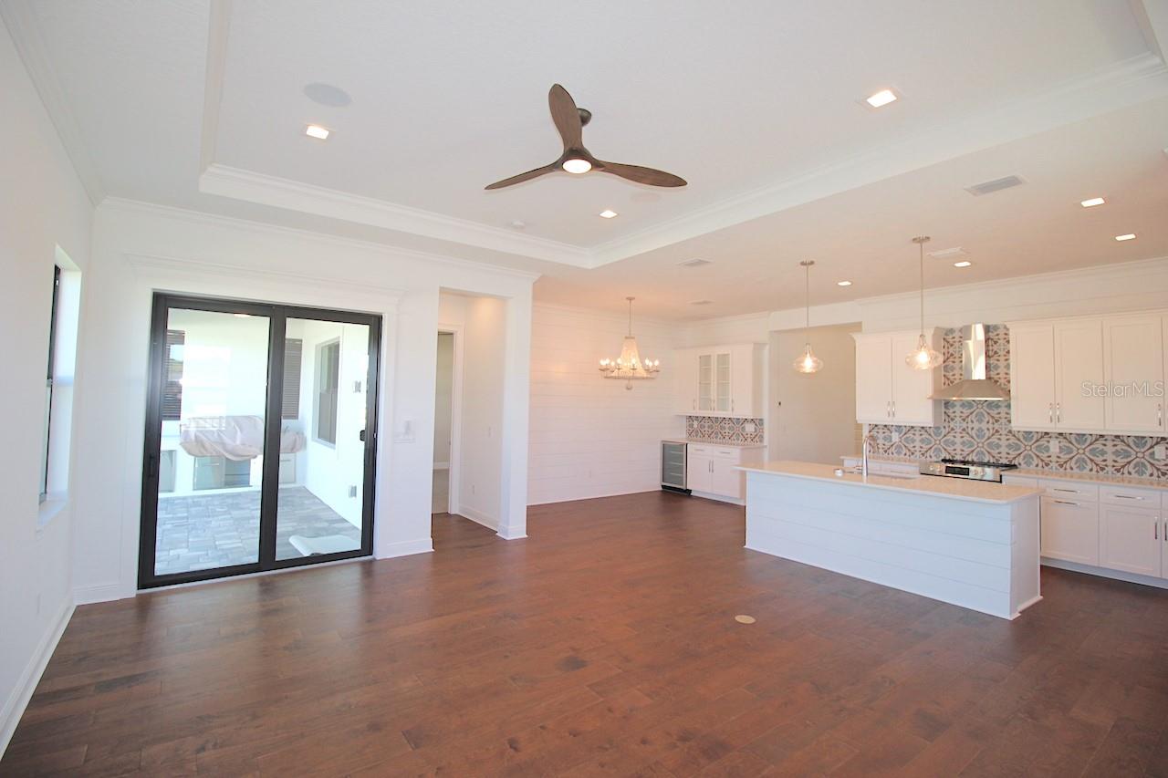 MARINA DEL PALMA - Residential Lease
