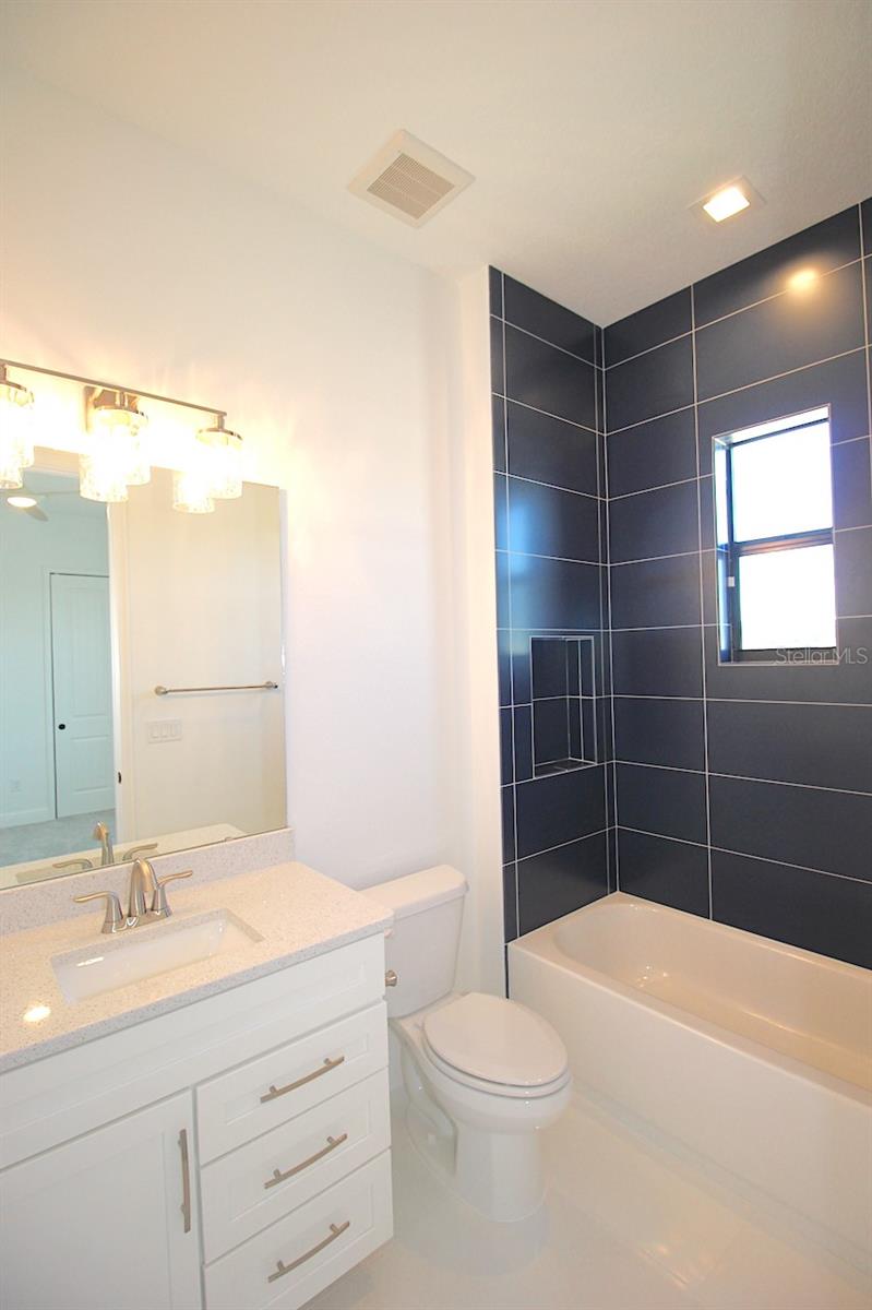 MARINA DEL PALMA - Residential Lease