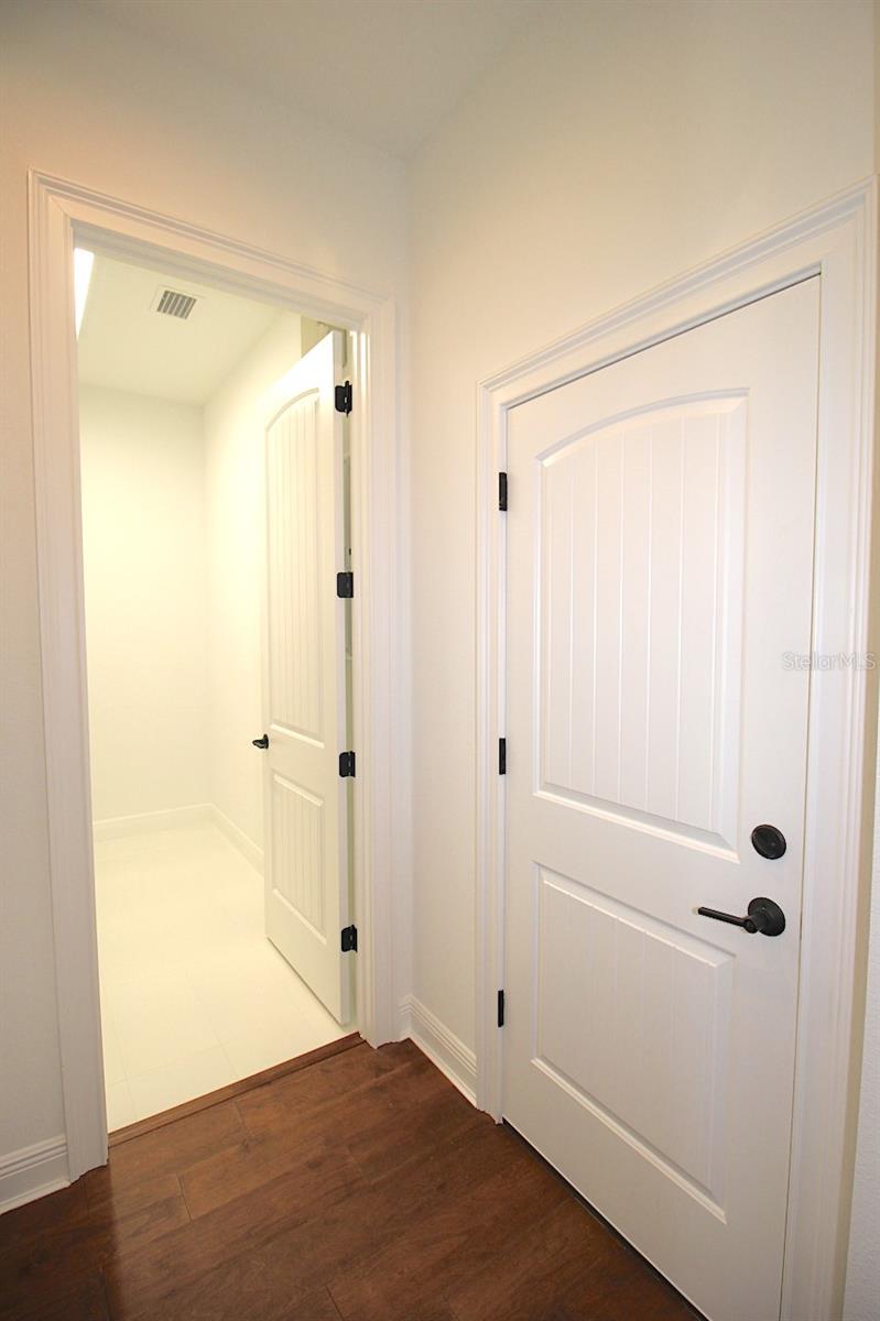 MARINA DEL PALMA - Residential Lease