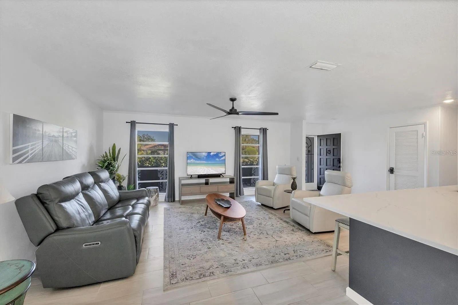 GULF GATE WOODS - Residential Lease