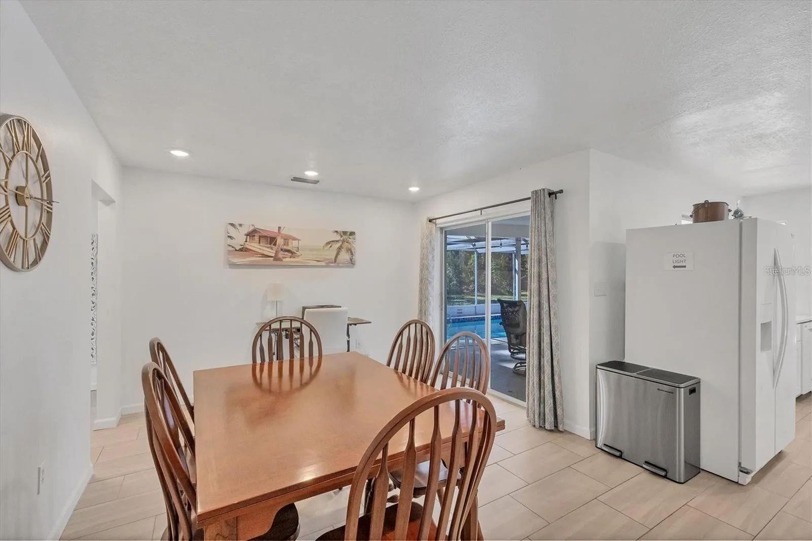 GULF GATE WOODS - Residential Lease