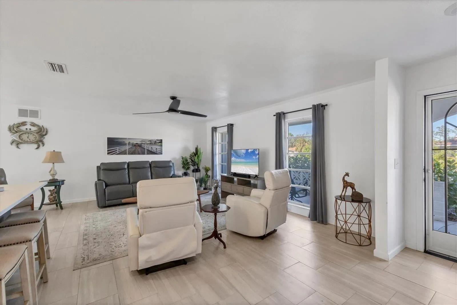 GULF GATE WOODS - Residential Lease