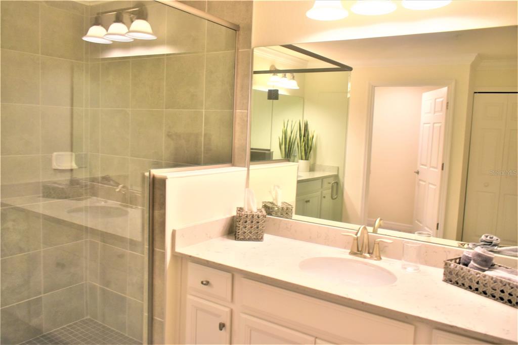COACH HOMES 3/GRAN PARADISO PH - Residential Lease