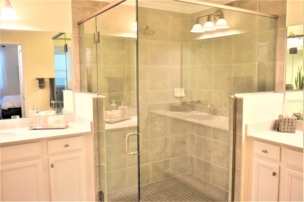 COACH HOMES 3/GRAN PARADISO PH - Residential Lease