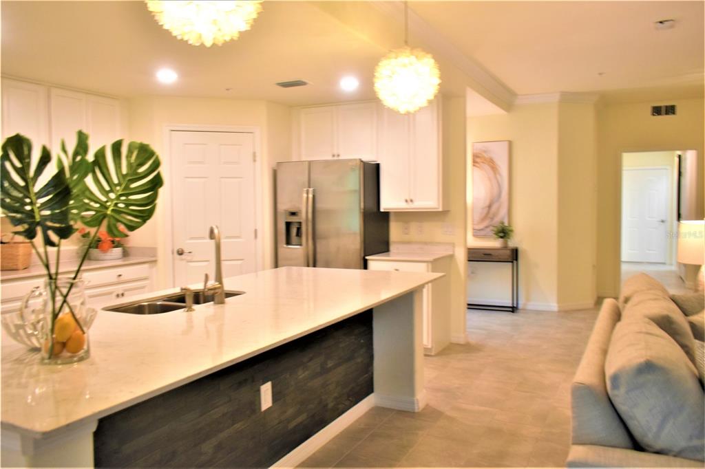 COACH HOMES 3/GRAN PARADISO PH - Residential Lease