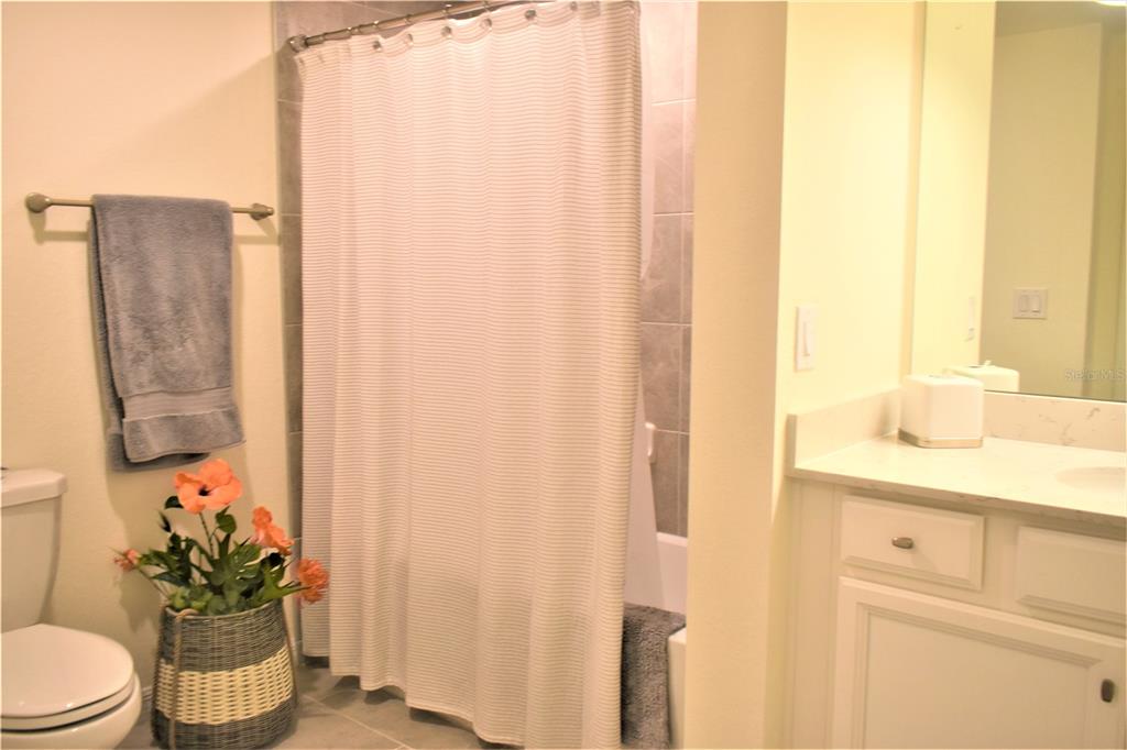 COACH HOMES 3/GRAN PARADISO PH - Residential Lease