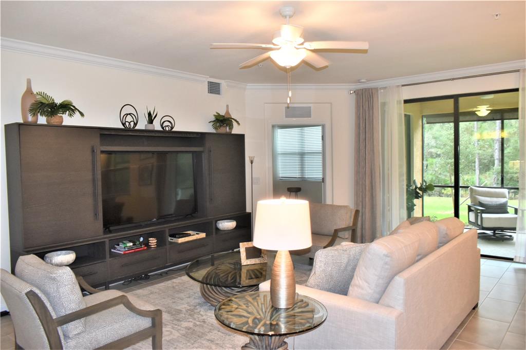 COACH HOMES 3/GRAN PARADISO PH - Residential Lease