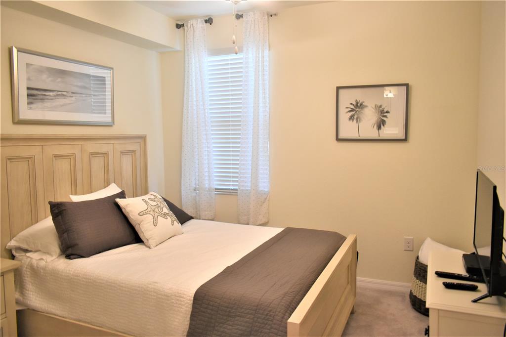 COACH HOMES 3/GRAN PARADISO PH - Residential Lease