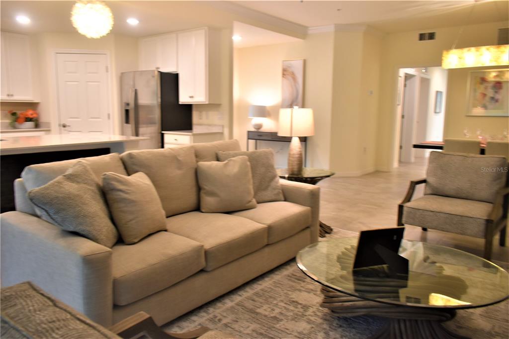 COACH HOMES 3/GRAN PARADISO PH - Residential Lease