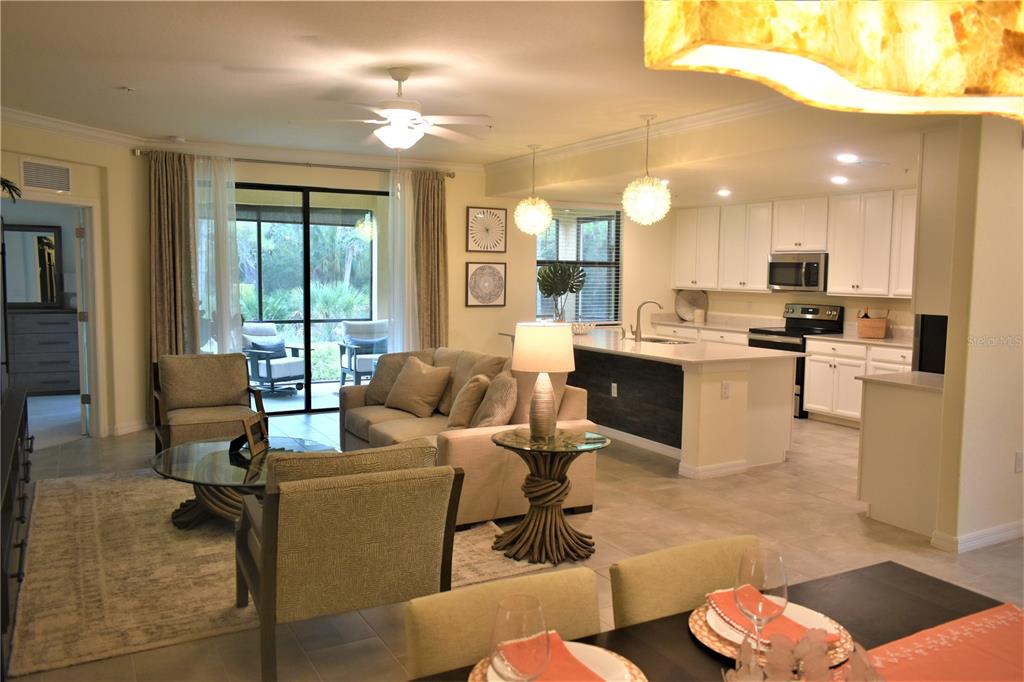 COACH HOMES 3/GRAN PARADISO PH - Residential Lease