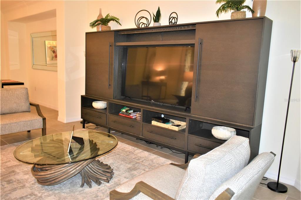 COACH HOMES 3/GRAN PARADISO PH - Residential Lease