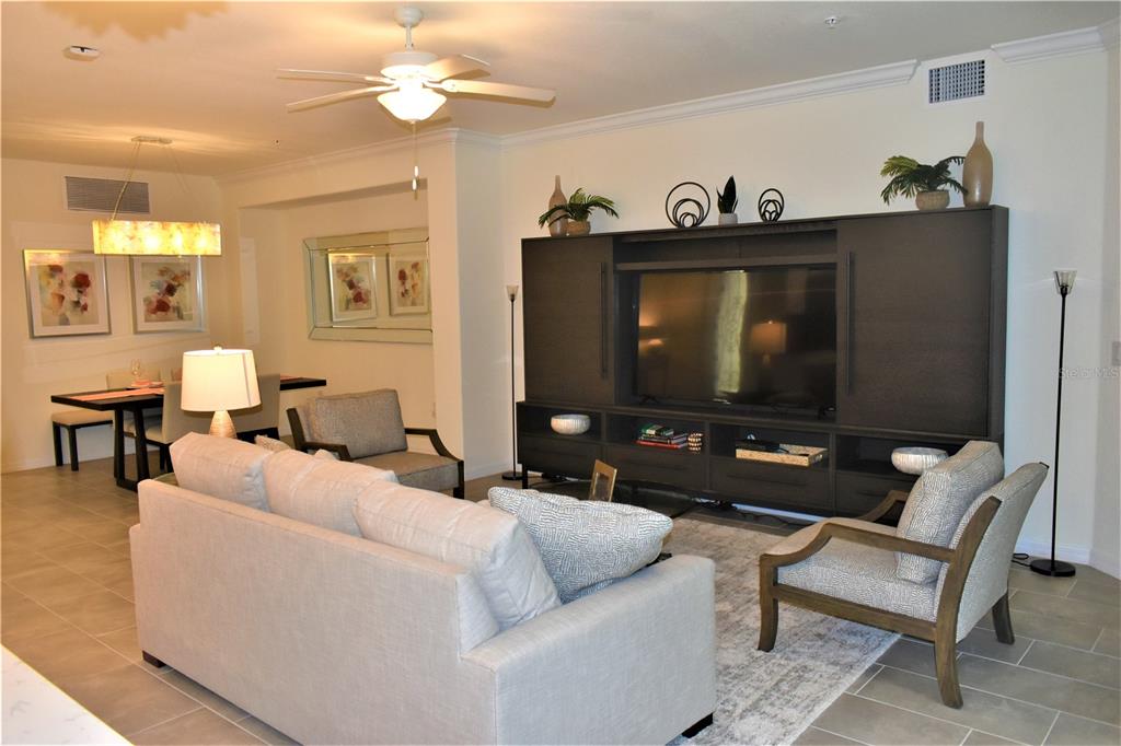 COACH HOMES 3/GRAN PARADISO PH - Residential Lease