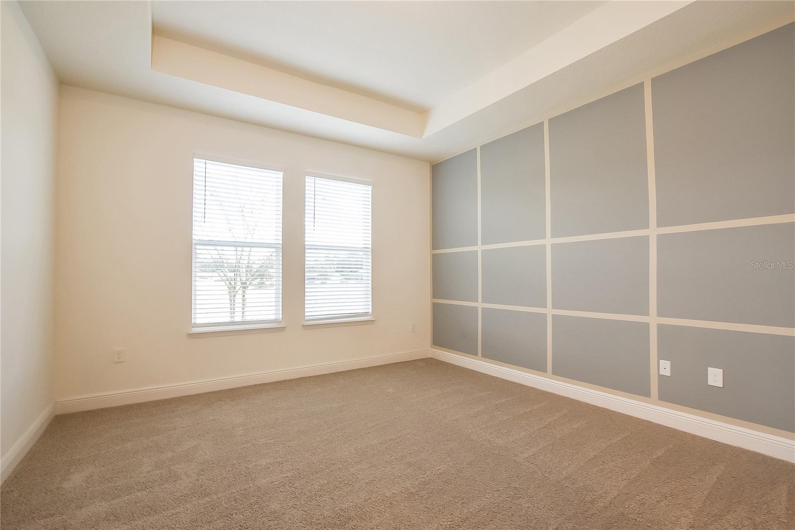 HUNTINGTON DOWNS - Residential