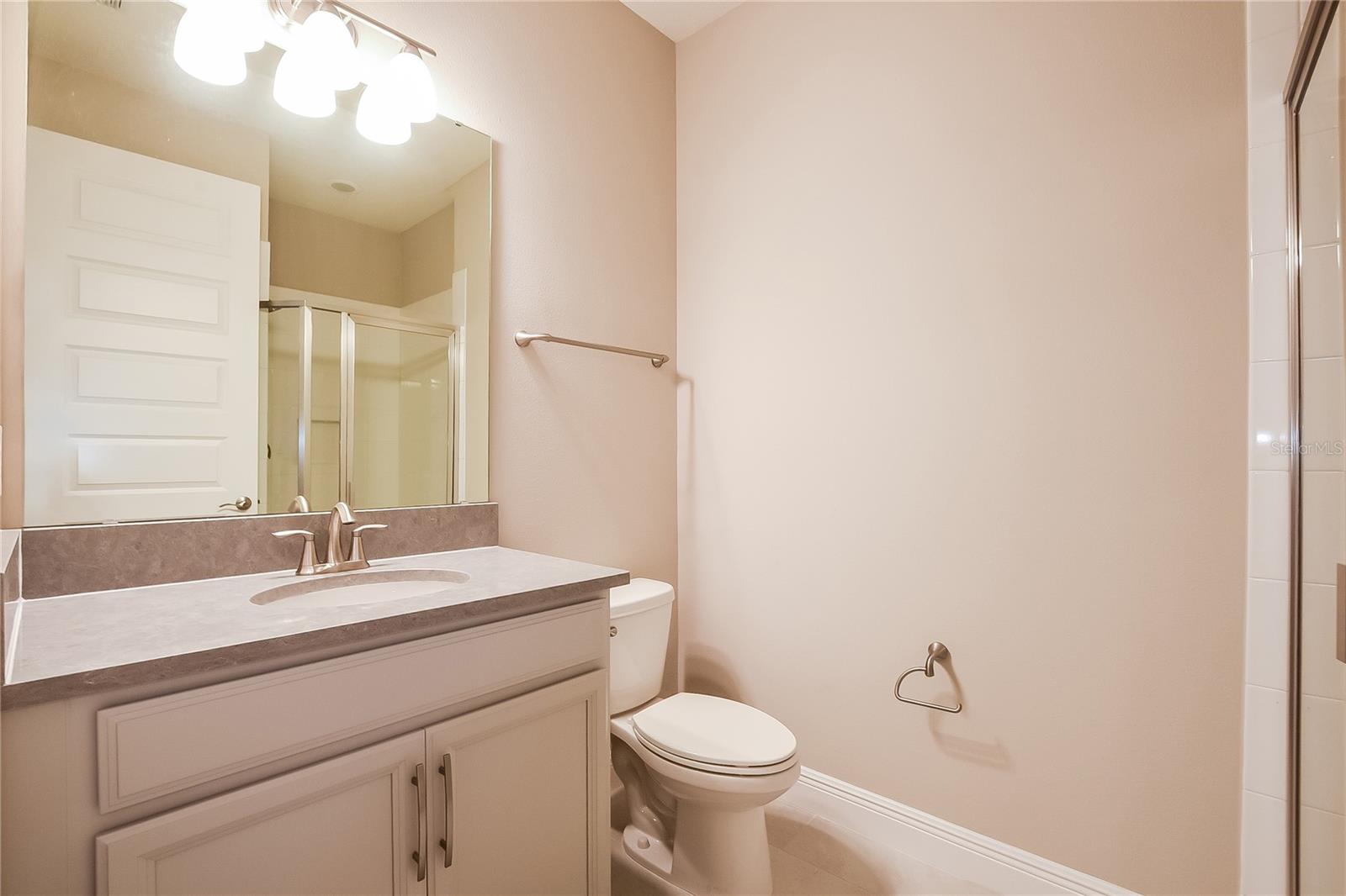 HUNTINGTON DOWNS - Residential