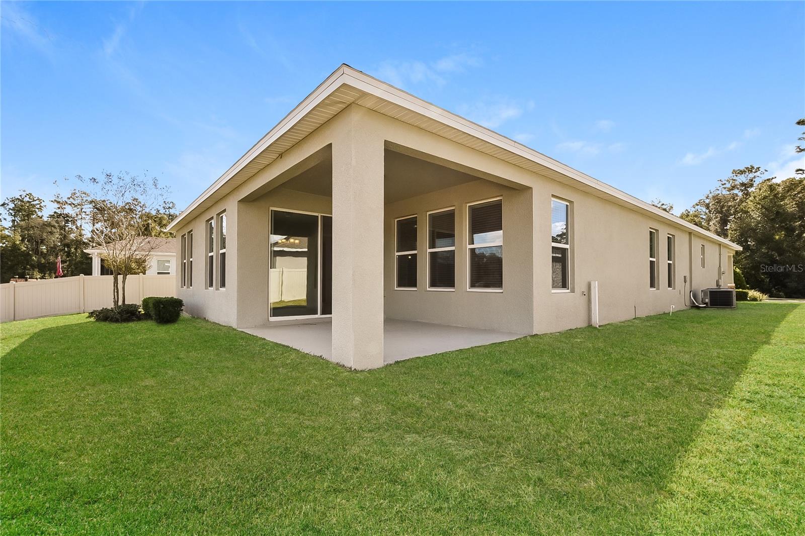 HUNTINGTON DOWNS - Residential