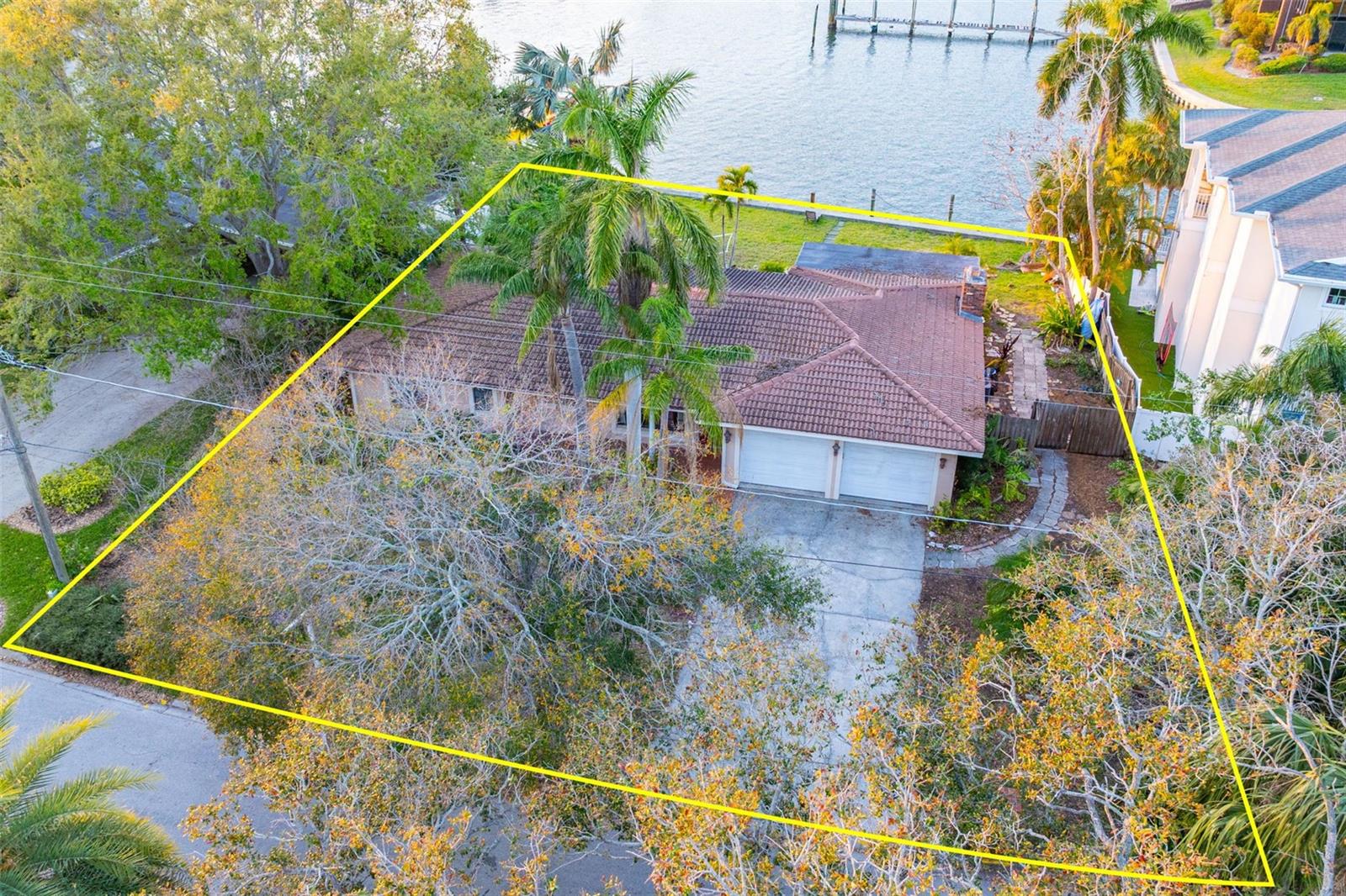 BAYSHORE ESTATES 4 - Land