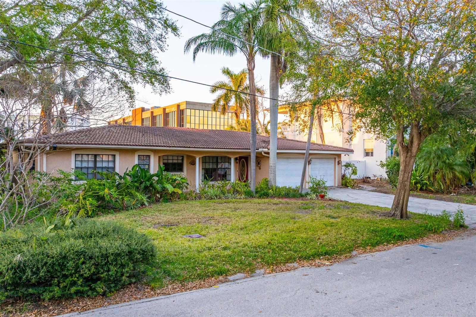 BAYSHORE ESTATES 4 - Land