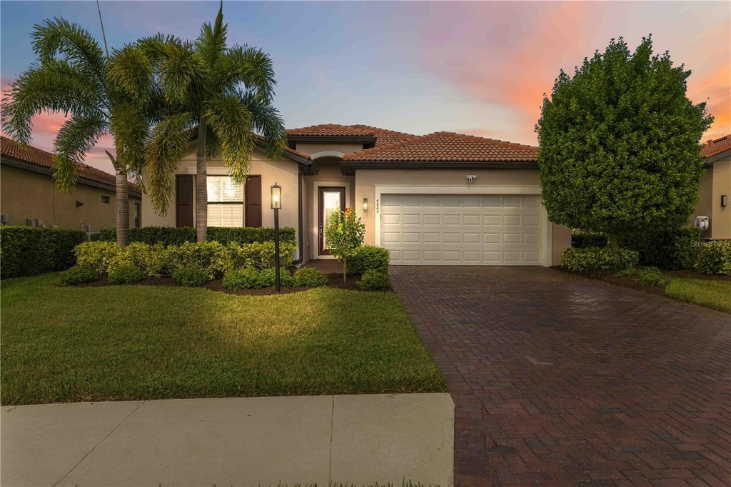Photo of 4523 Baltry Court, Bradenton, FL 34211 (MLS # A4710010)