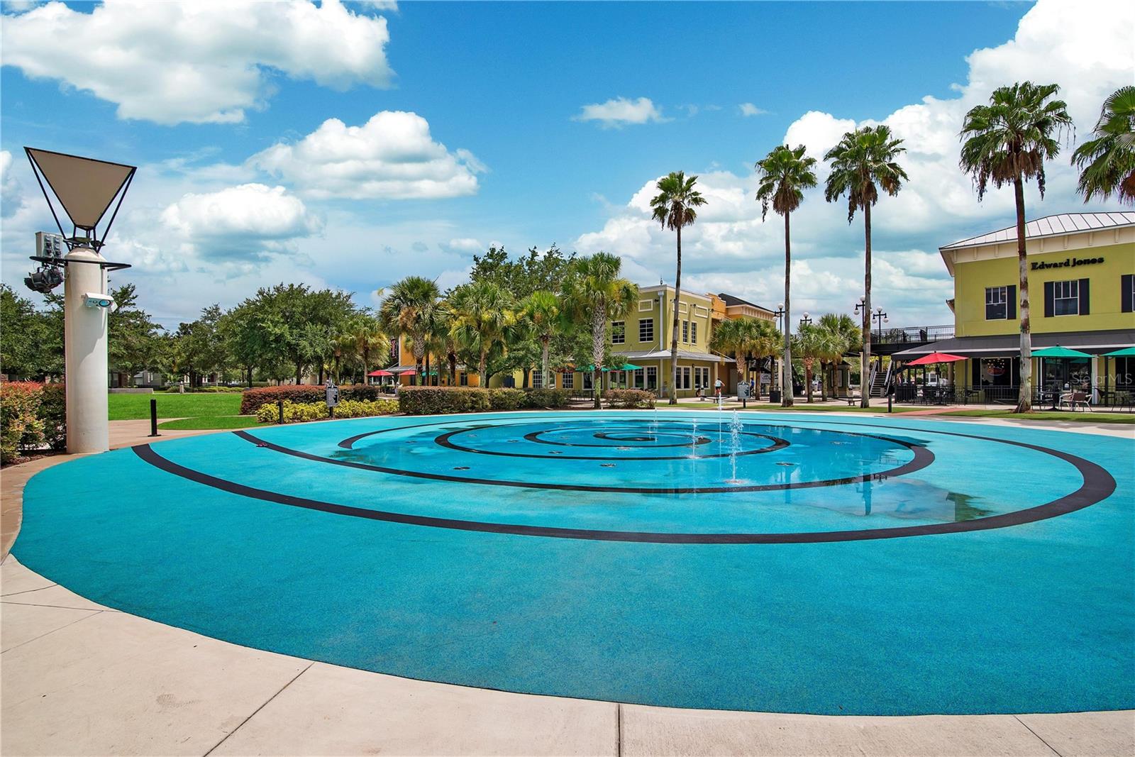 FISHHAWK RANCH TOWNCENTER PHAS - Residential Lease